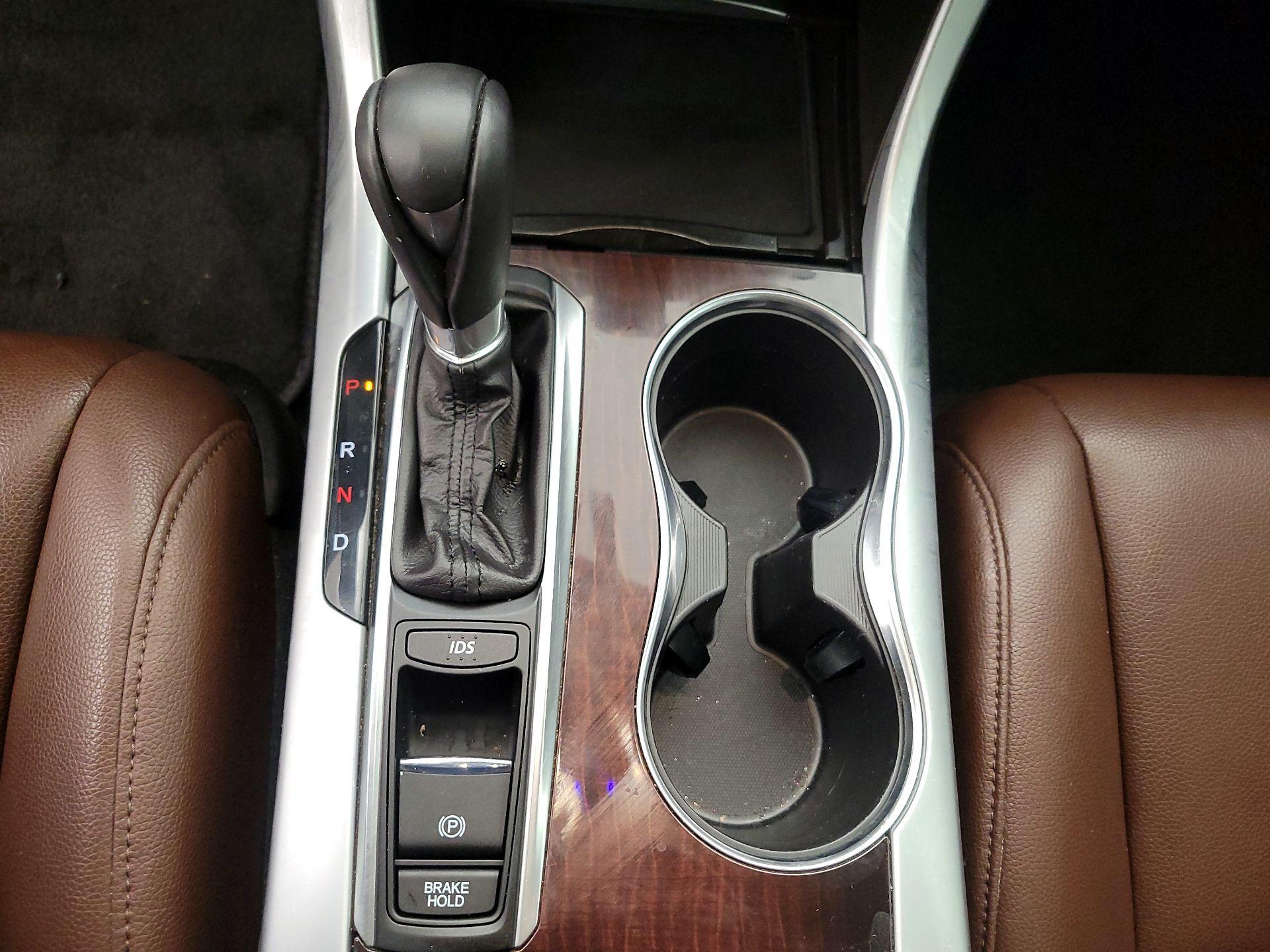 Thumbnail: 2015 Acura TLX - 17