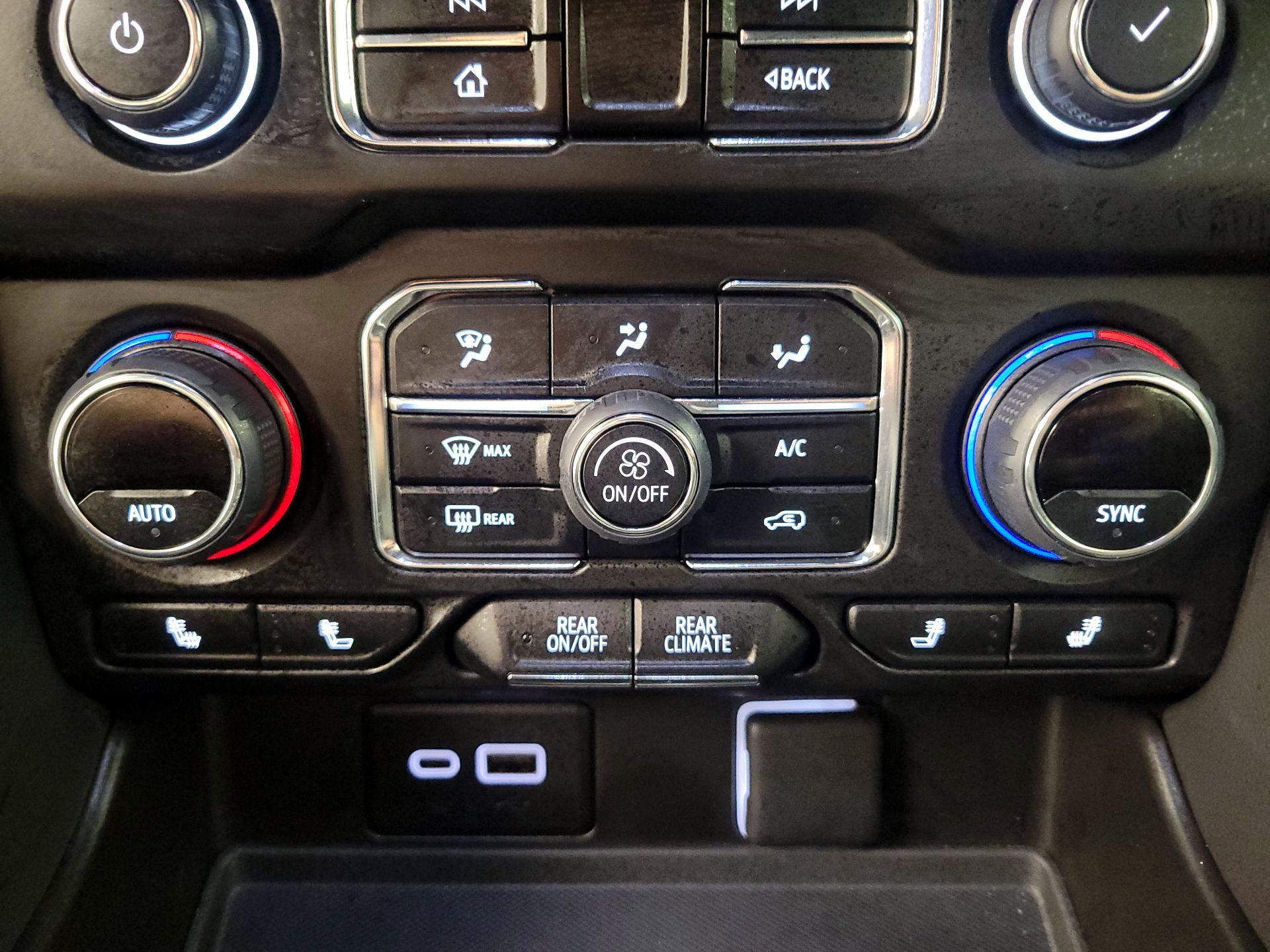 Thumbnail: 2024 Chevrolet Tahoe - 16