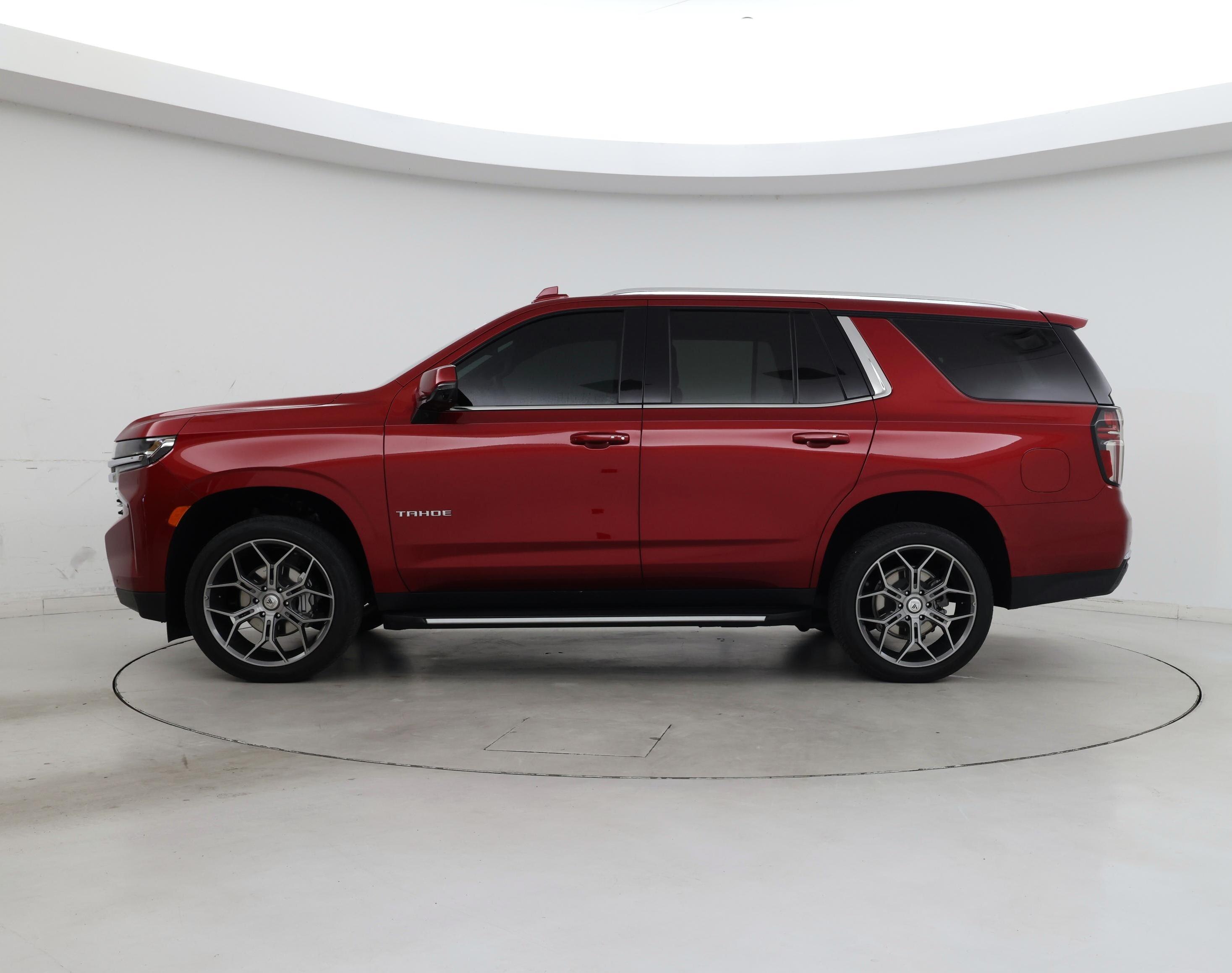 Thumbnail: 2024 Chevrolet Tahoe - 3
