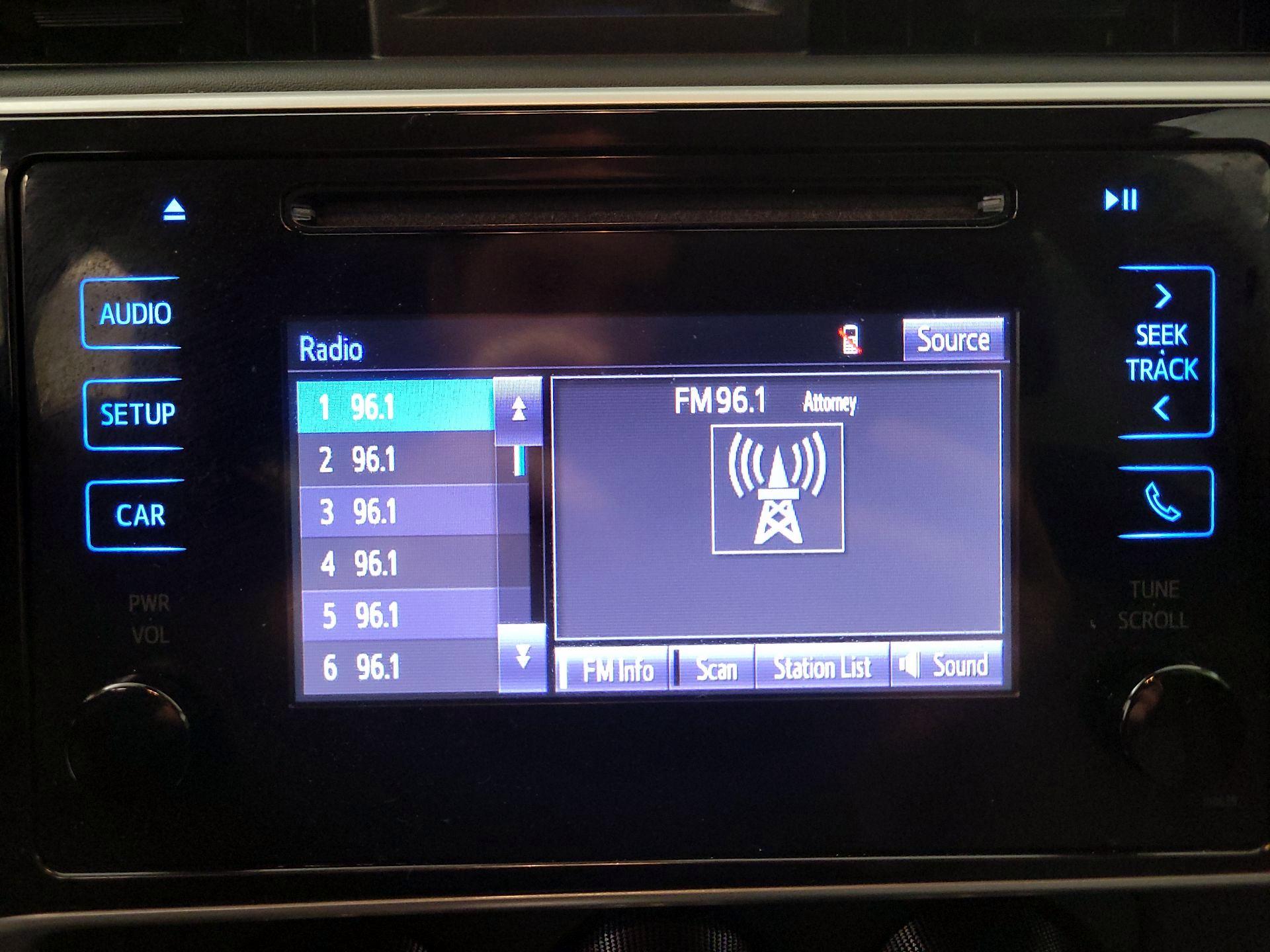 Thumbnail: 2019 Toyota Corolla - 15