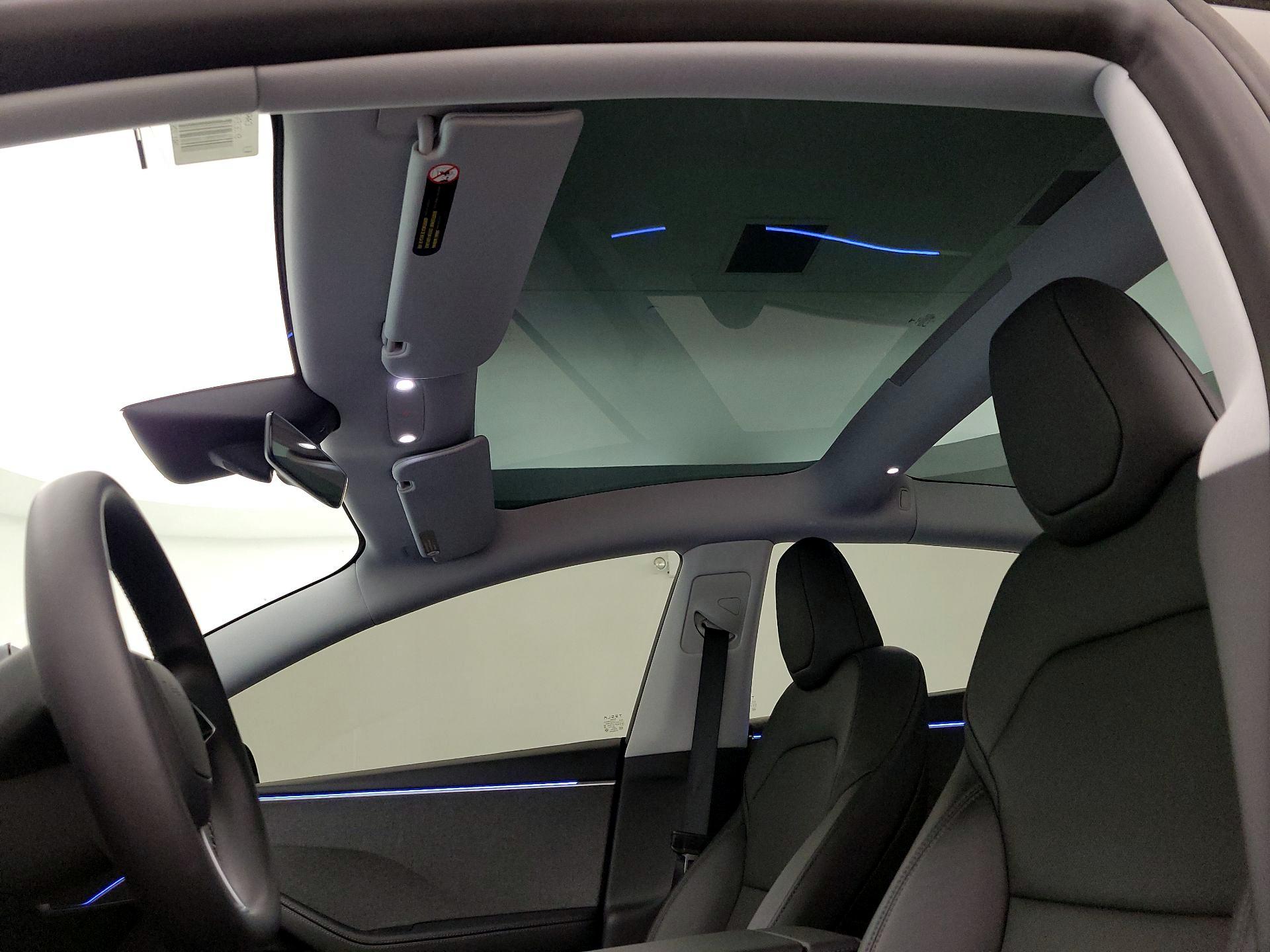 Thumbnail: 2025 Tesla Model 3 - 19