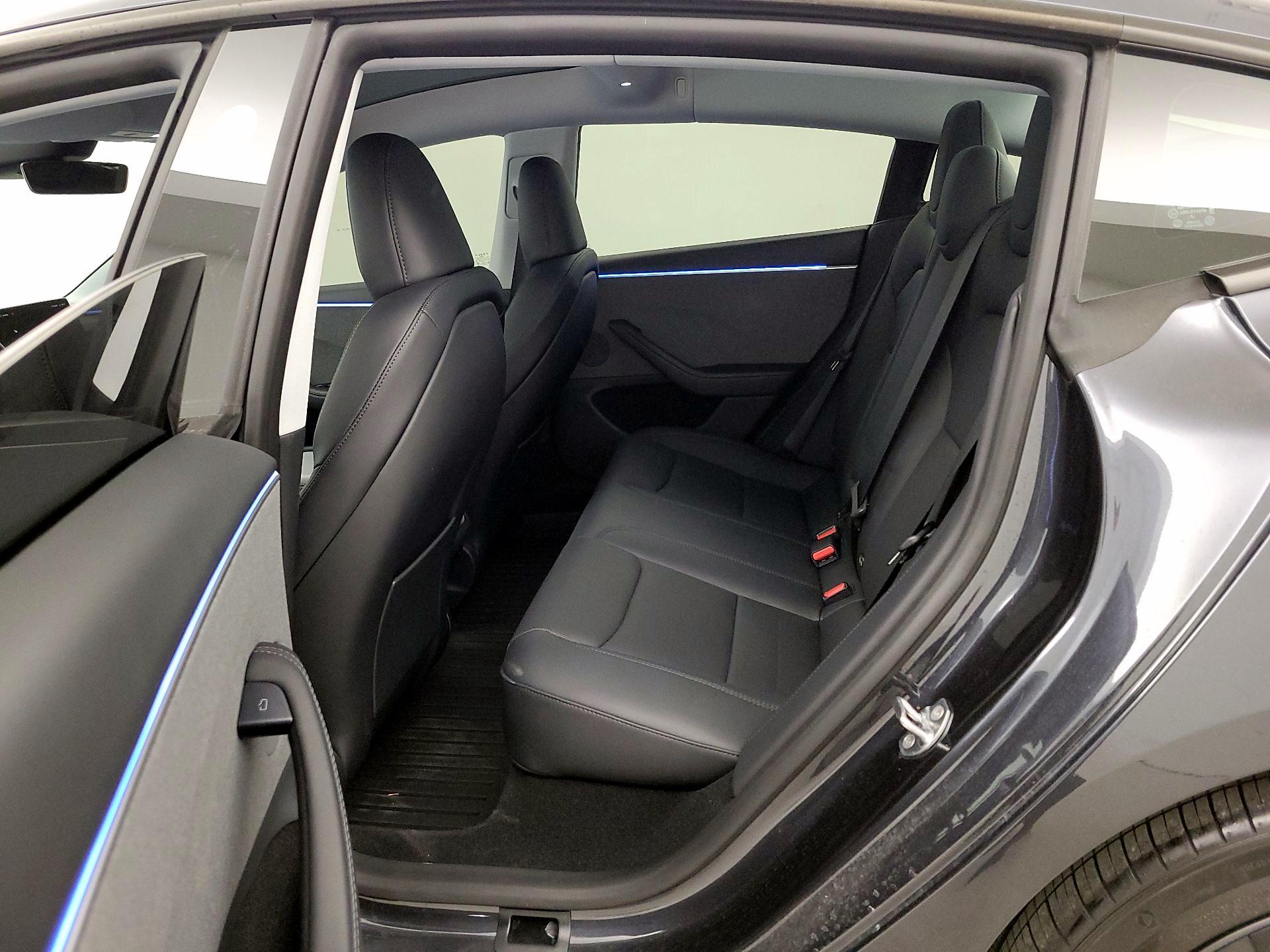 Thumbnail: 2025 Tesla Model 3 - 20