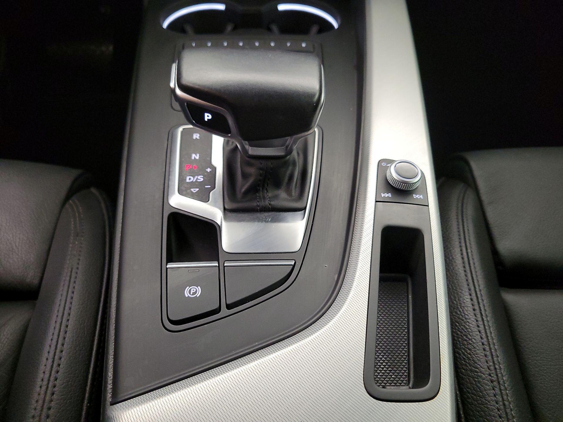 Thumbnail: 2017 Audi A4 - 18