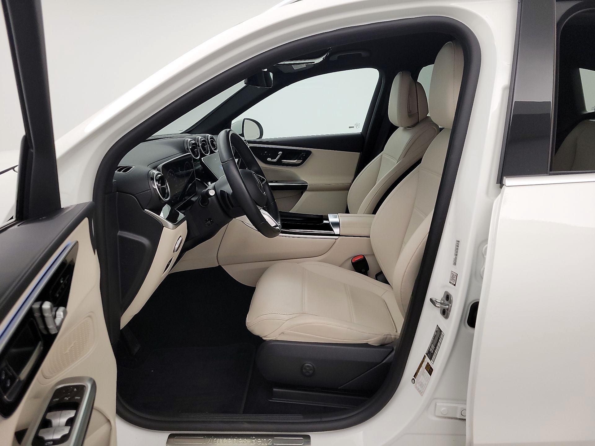 Thumbnail: 2023 Mercedes-Benz GLC - 11