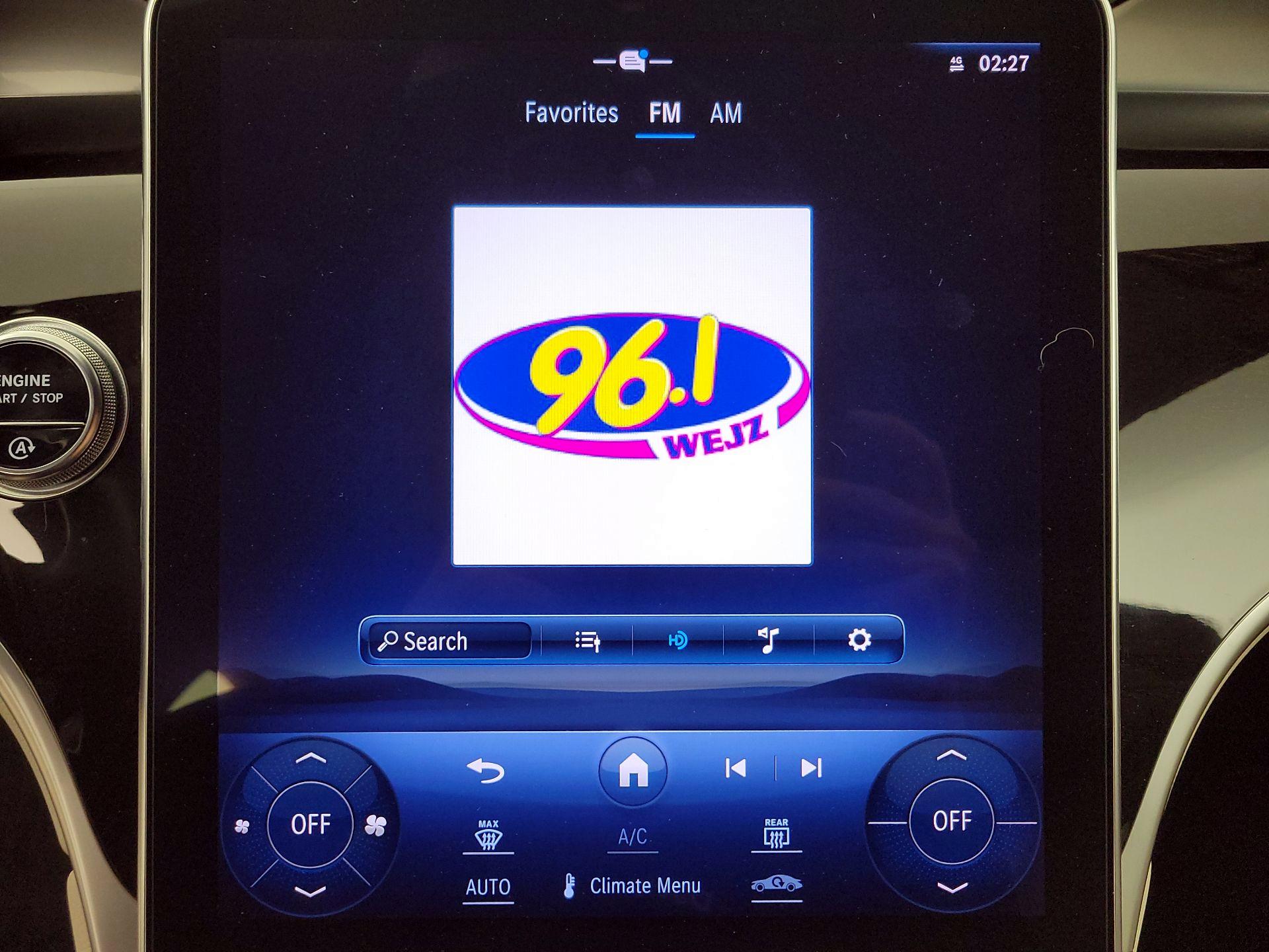 Thumbnail: 2023 Mercedes-Benz GLC - 15