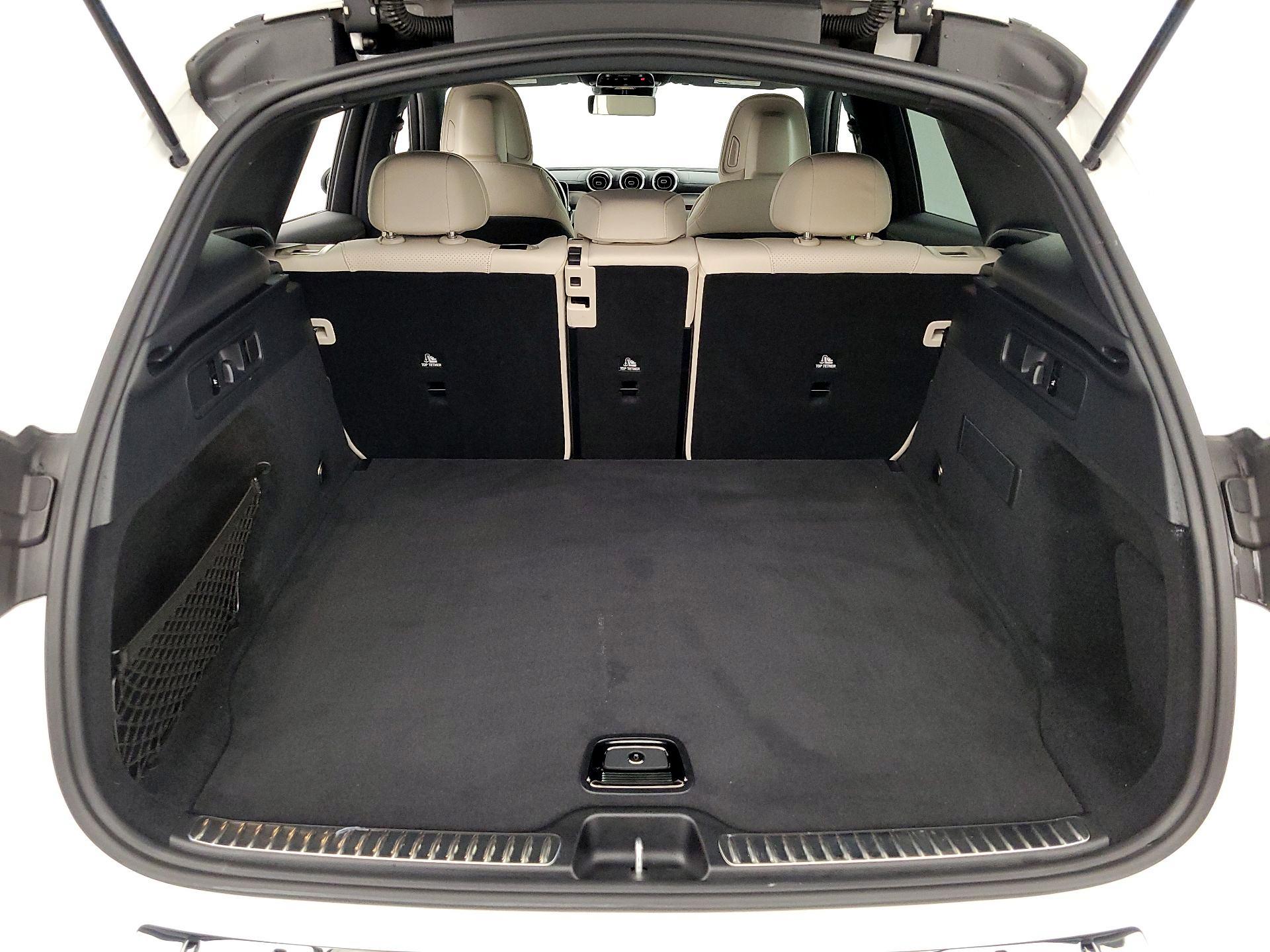 Thumbnail: 2023 Mercedes-Benz GLC - 20