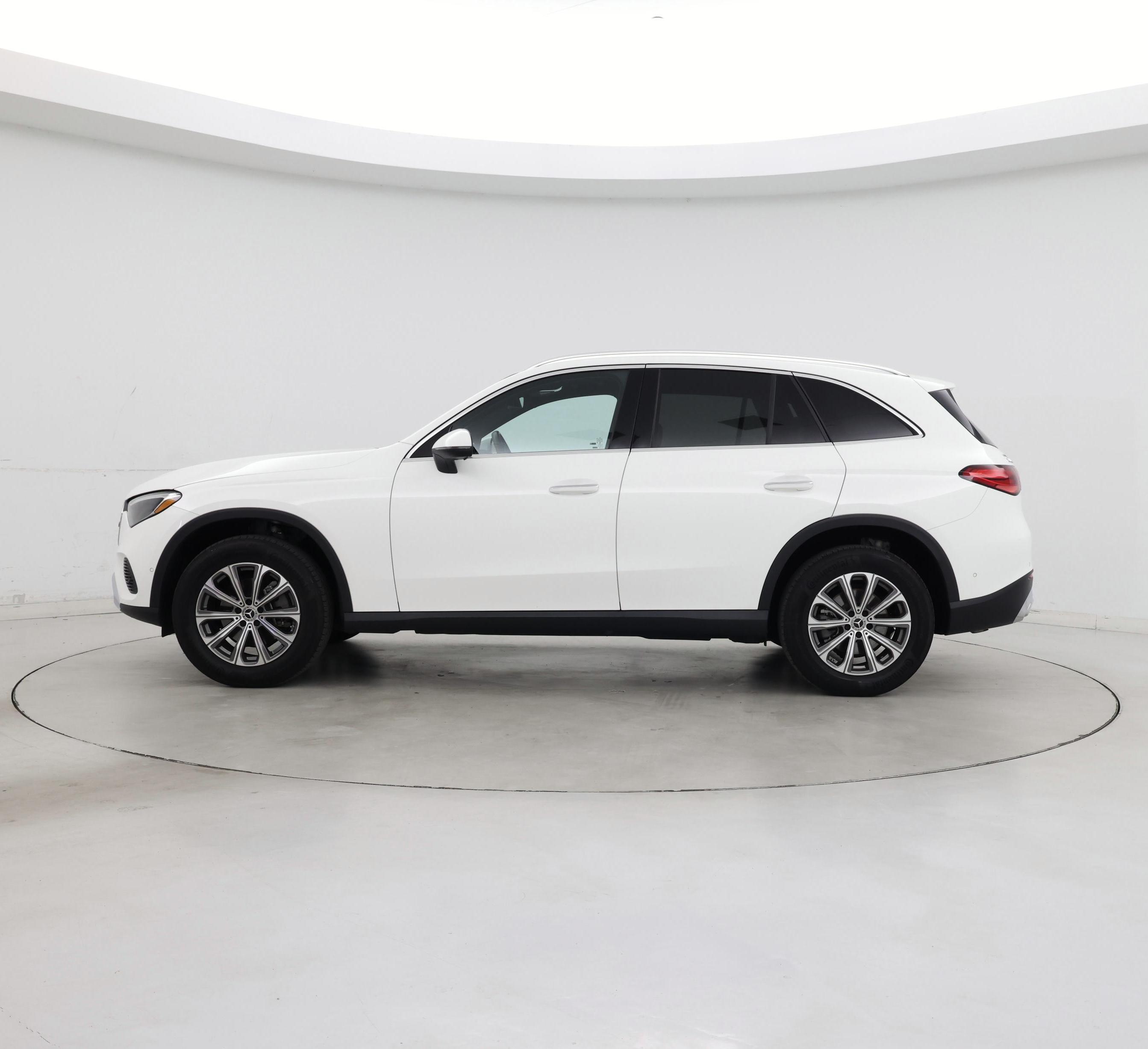 Thumbnail: 2023 Mercedes-Benz GLC - 3