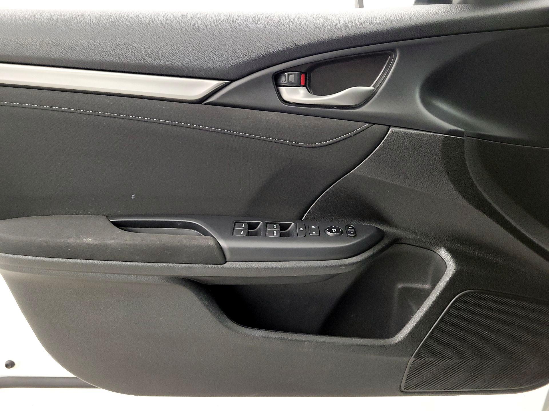 Thumbnail: 2019 Honda Civic - 12