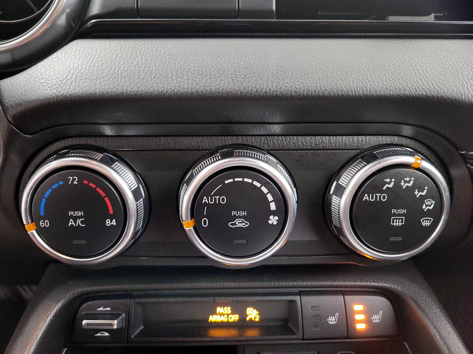 Thumbnail: 2024 Mazda MX-5 Miata - 17