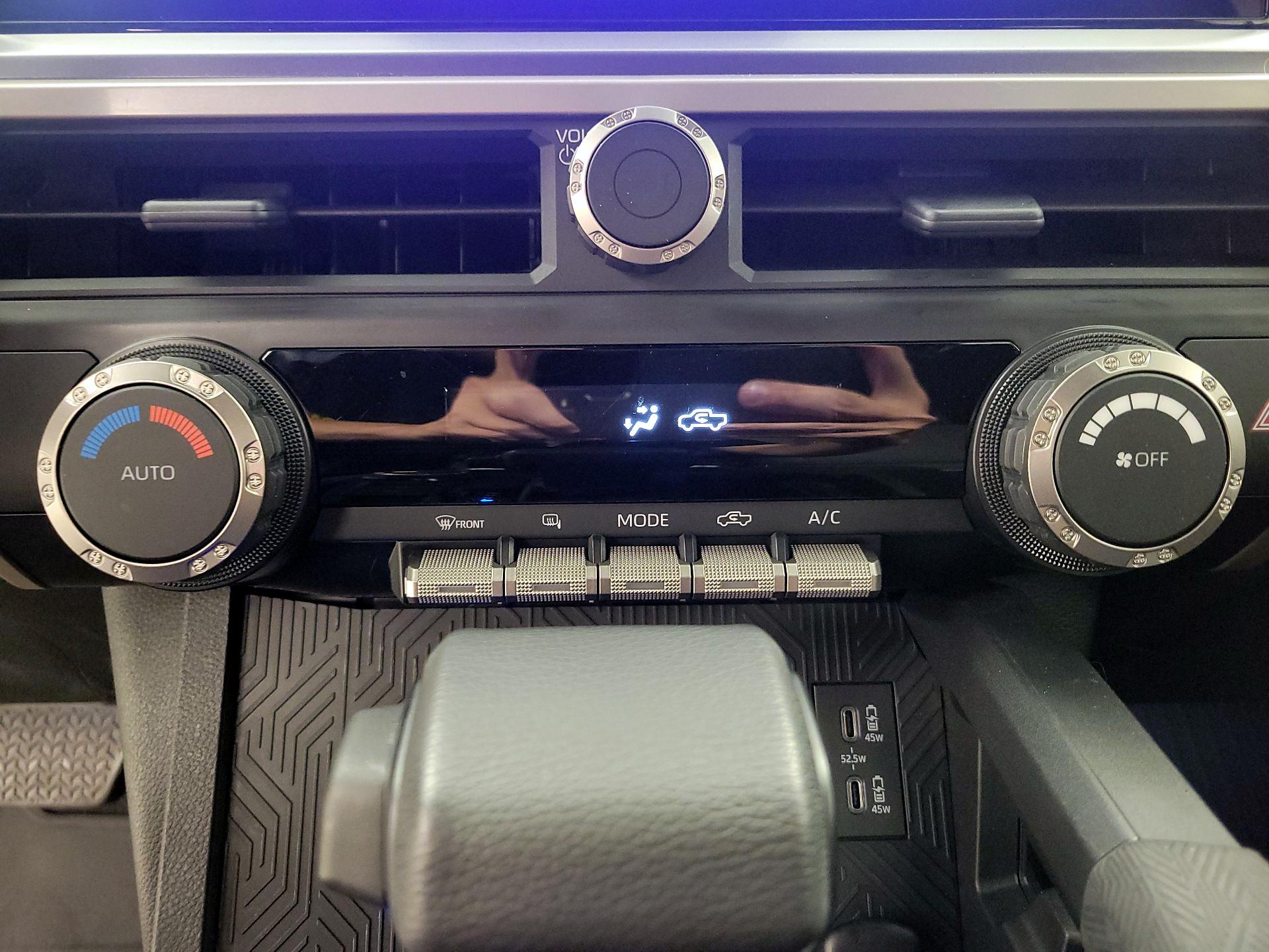 Thumbnail: 2024 Toyota Tacoma - 16