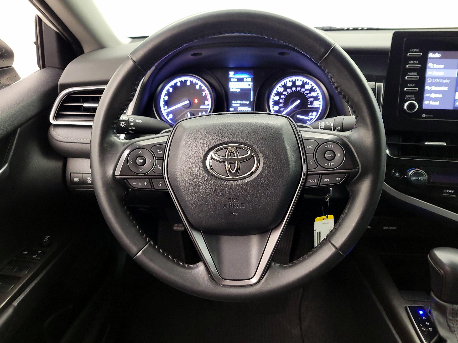 Thumbnail: 2023 Toyota Camry - 10