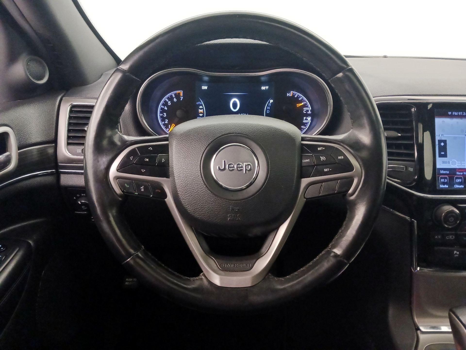 Thumbnail: 2020 Jeep Grand Cherokee - 10