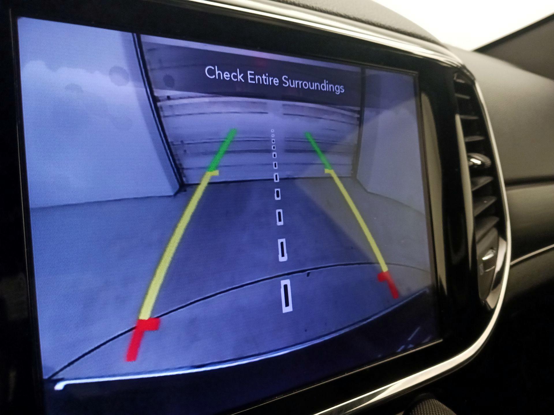 Thumbnail: 2020 Jeep Grand Cherokee - 15