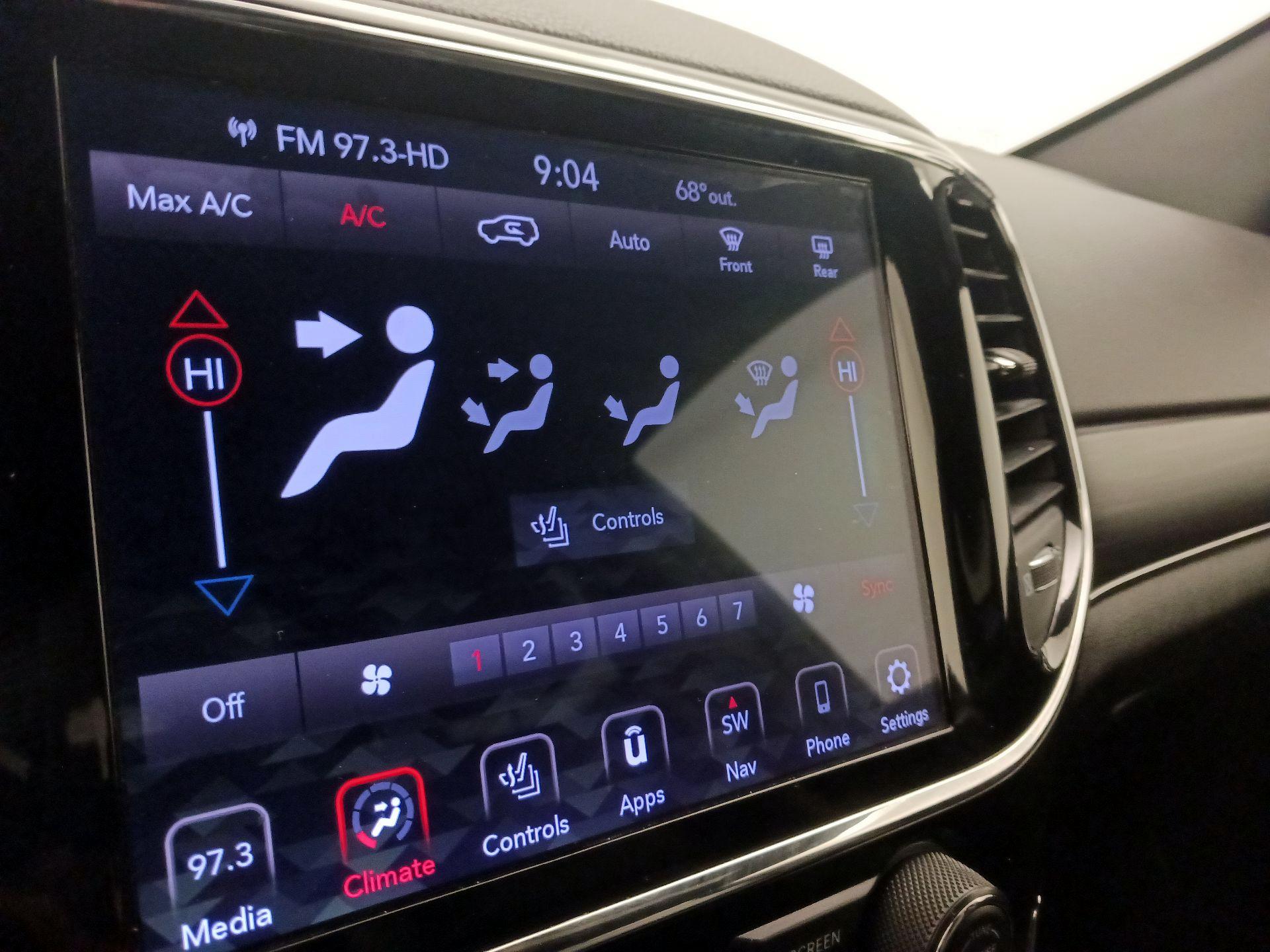 Thumbnail: 2020 Jeep Grand Cherokee - 17