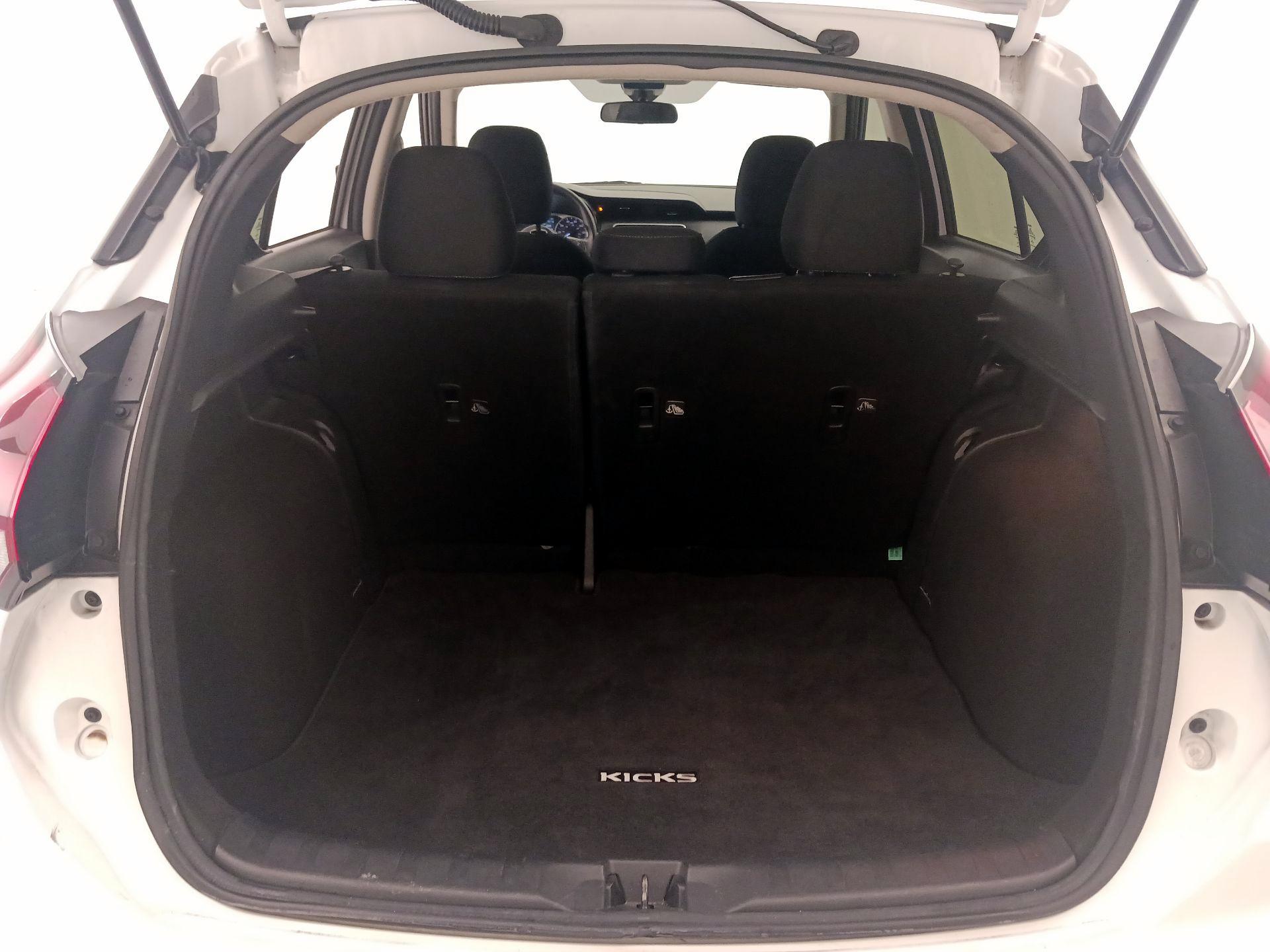 Thumbnail: 2022 Nissan Kicks - 20