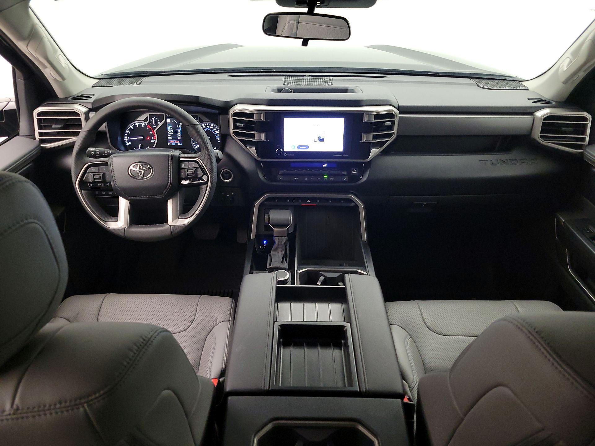 Thumbnail: 2024 Toyota Tundra - 9