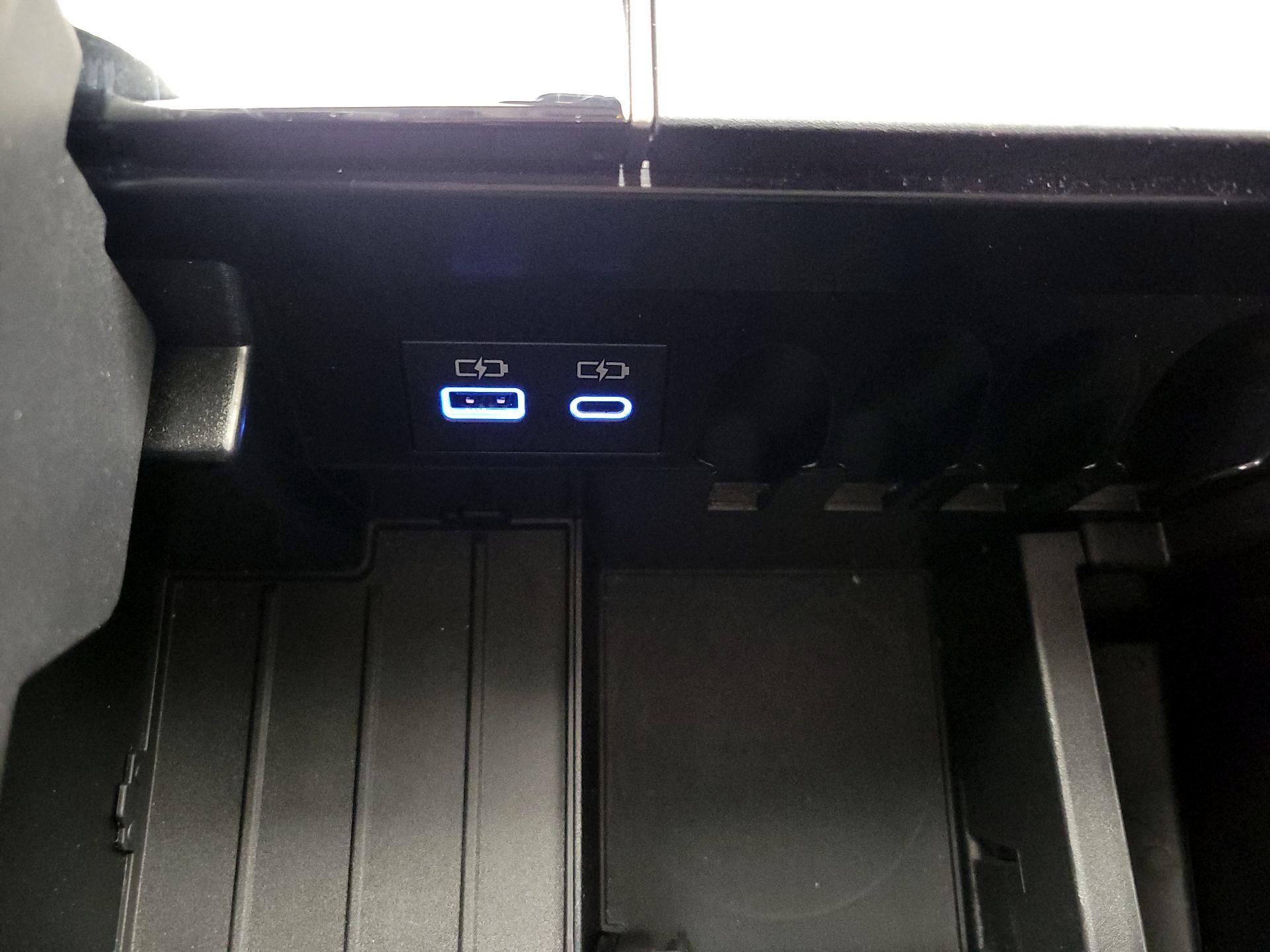 Thumbnail: 2024 Toyota Tundra - 18