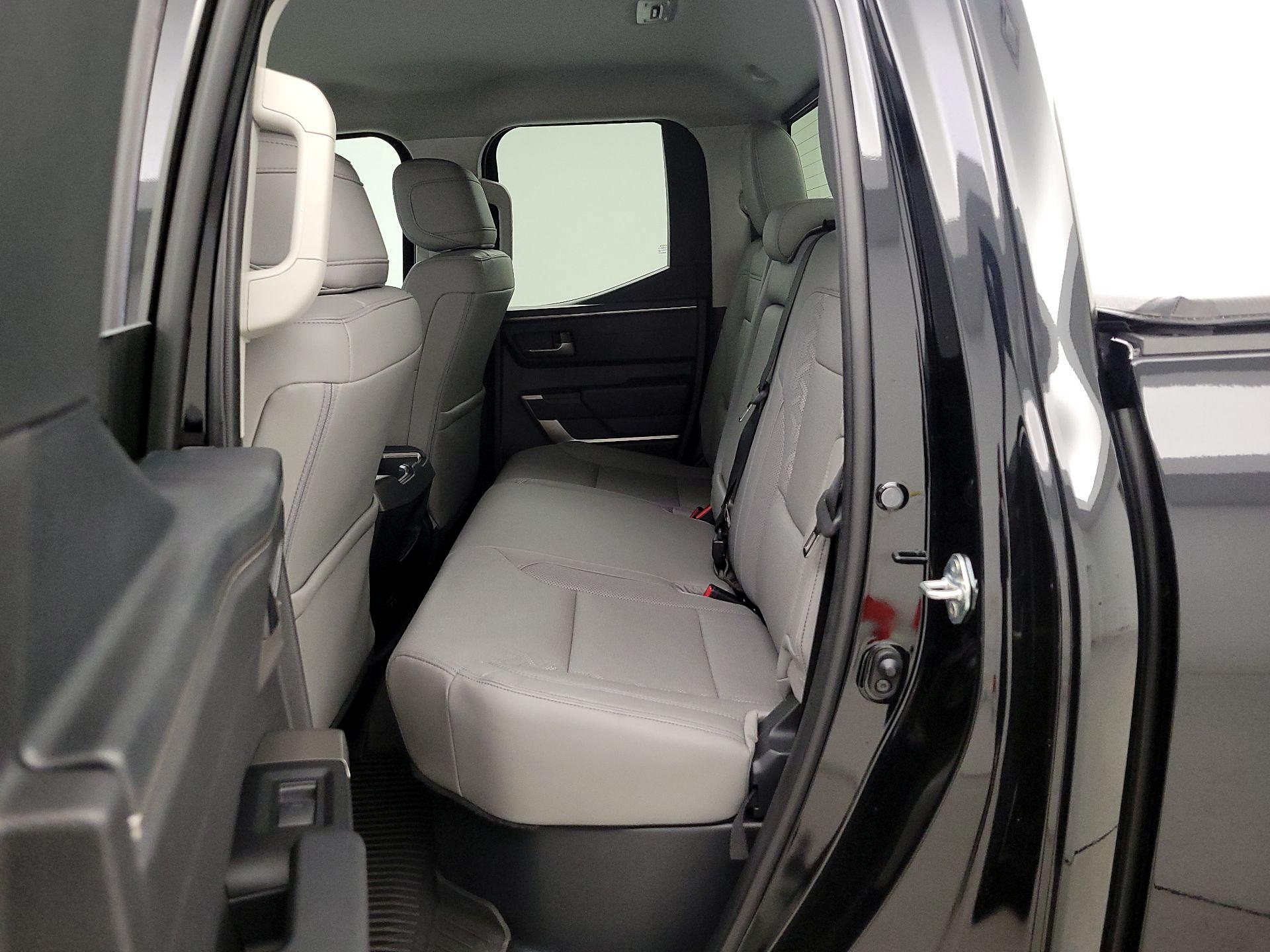 Thumbnail: 2024 Toyota Tundra - 19