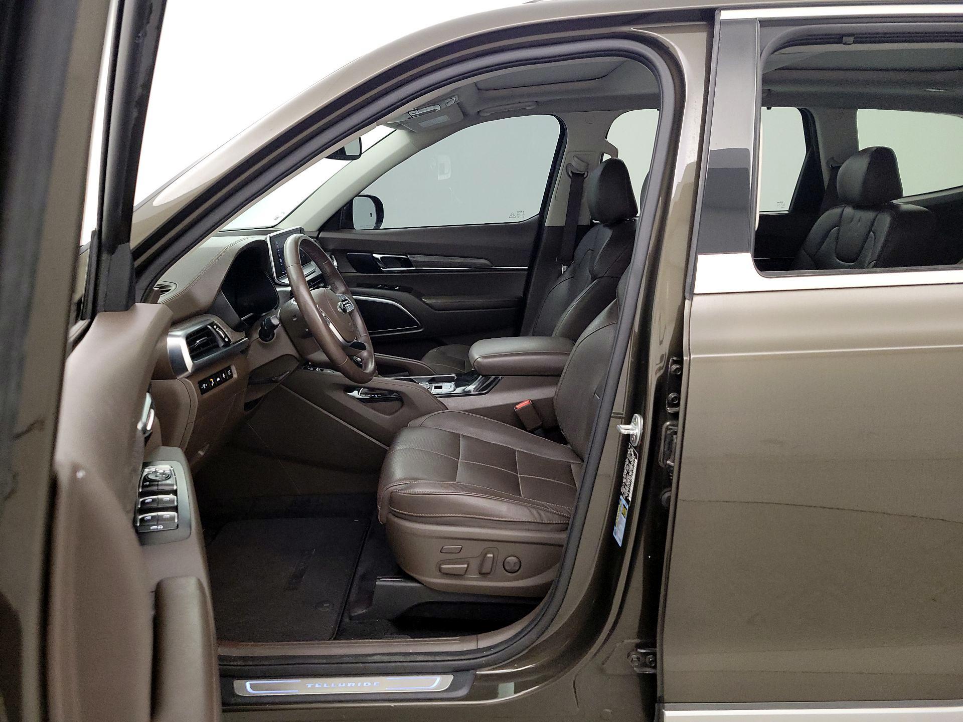 Thumbnail: 2020 Kia Telluride - 11
