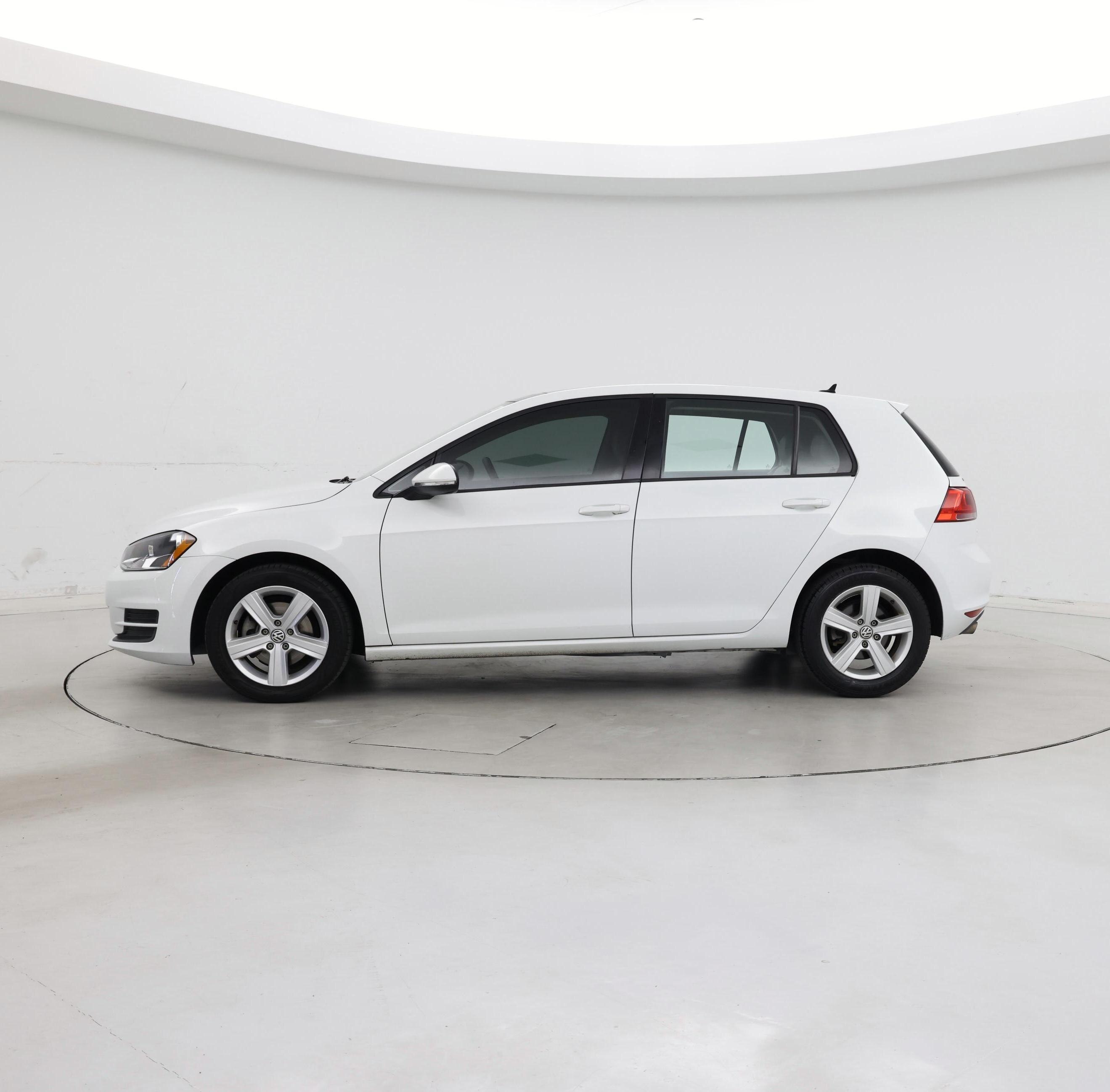 Thumbnail: 2017 Volkswagen Golf - 3