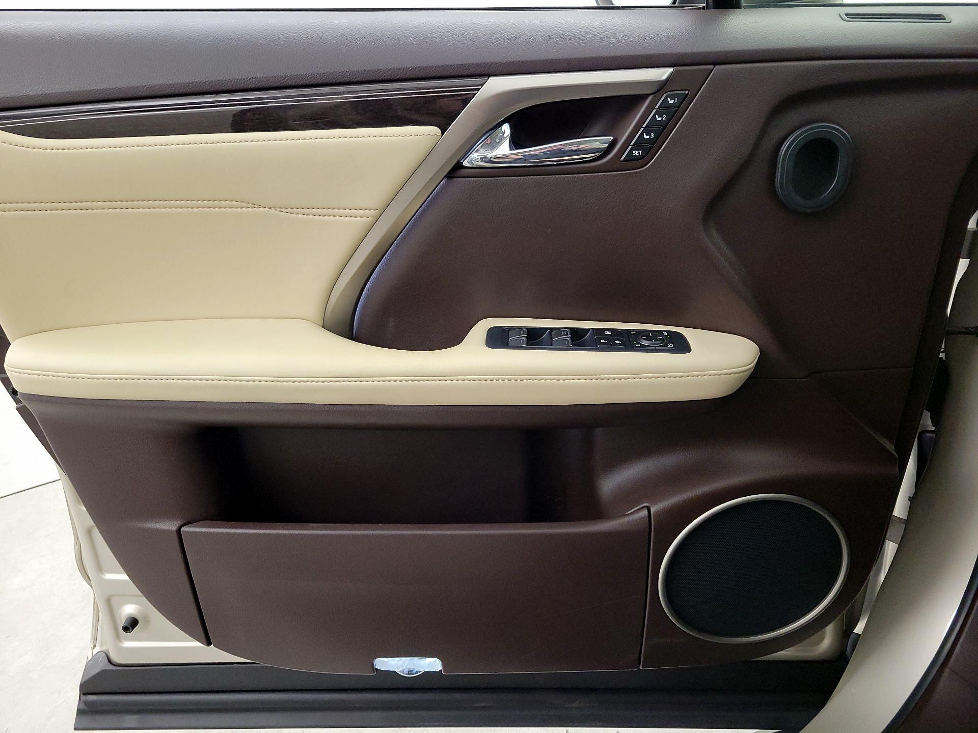 Thumbnail: 2018 Lexus RX - 12