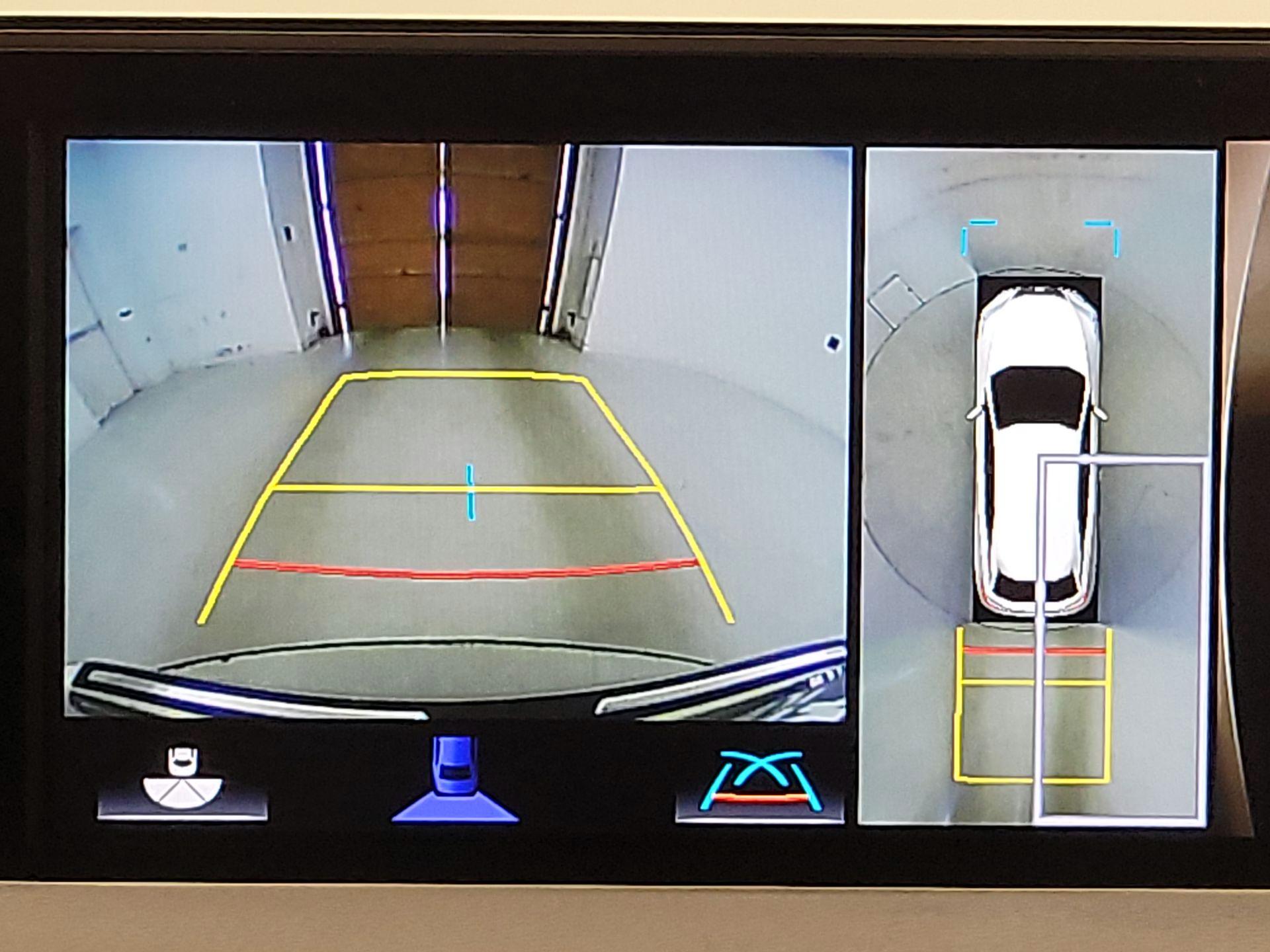 Thumbnail: 2018 Lexus RX - 15