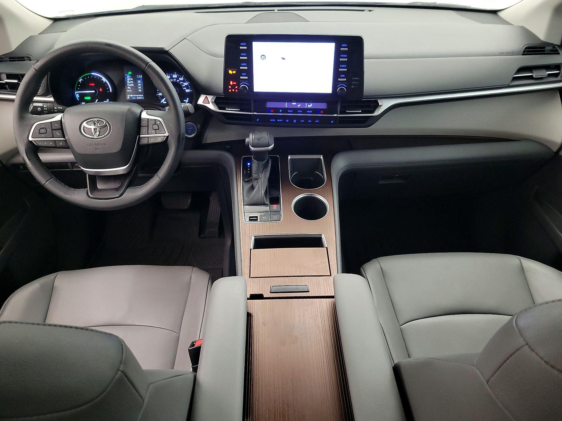 Thumbnail: 2022 Toyota Sienna - 9