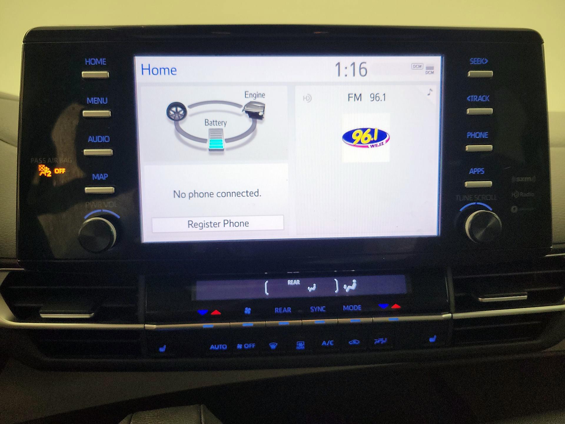 Thumbnail: 2022 Toyota Sienna - 15