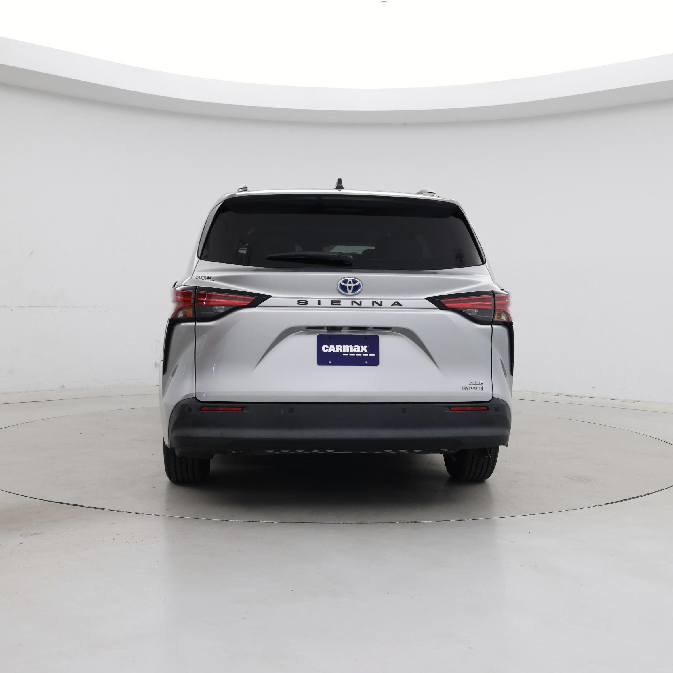 Thumbnail: 2022 Toyota Sienna - 6