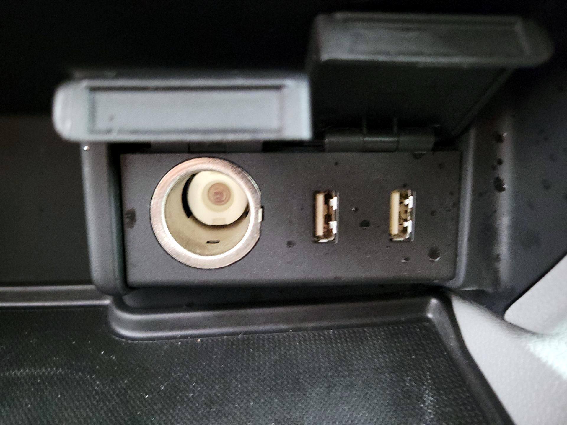 Thumbnail: 2017 Honda Pilot - 19