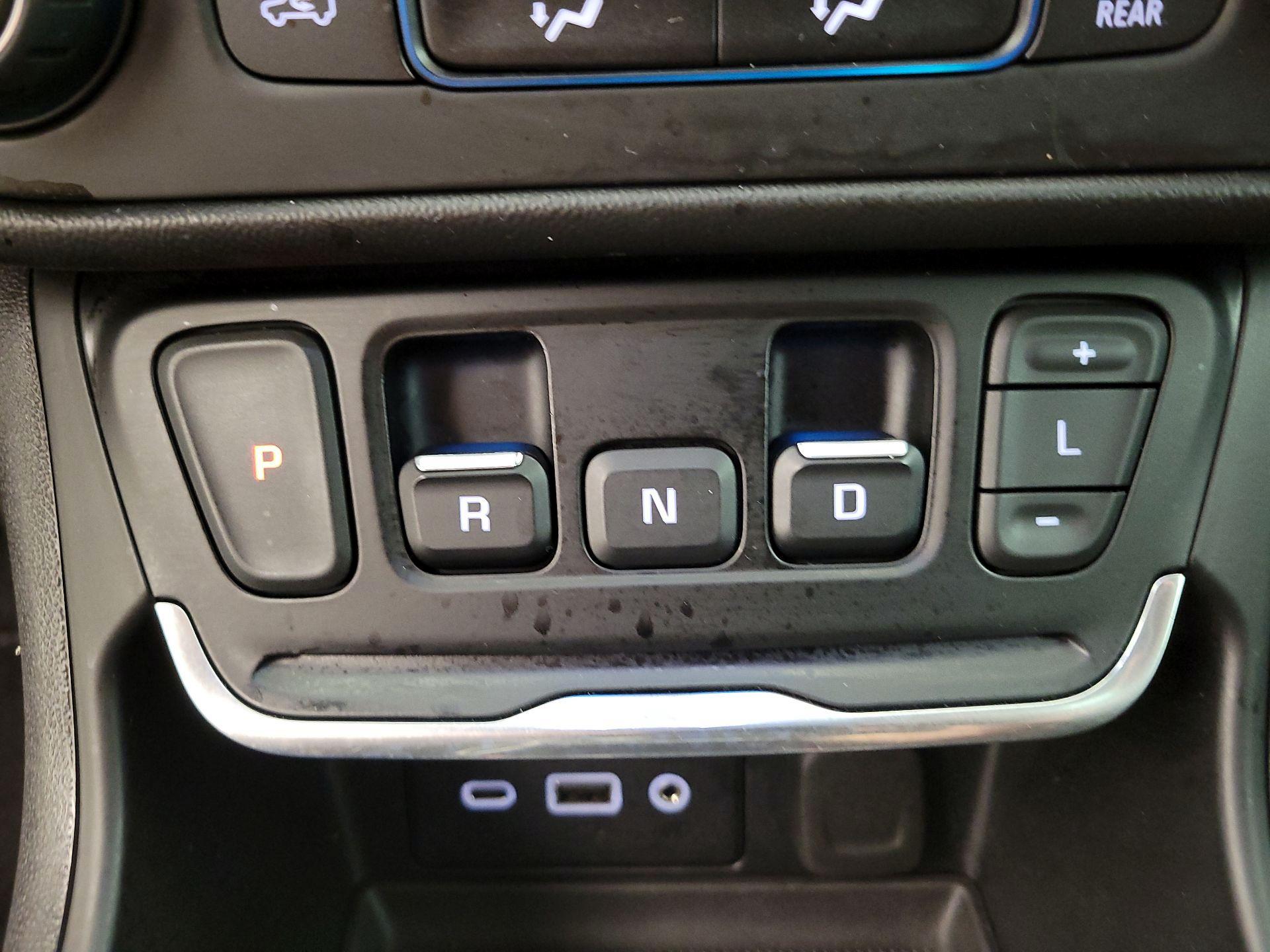 Thumbnail: 2020 GMC Terrain - 17