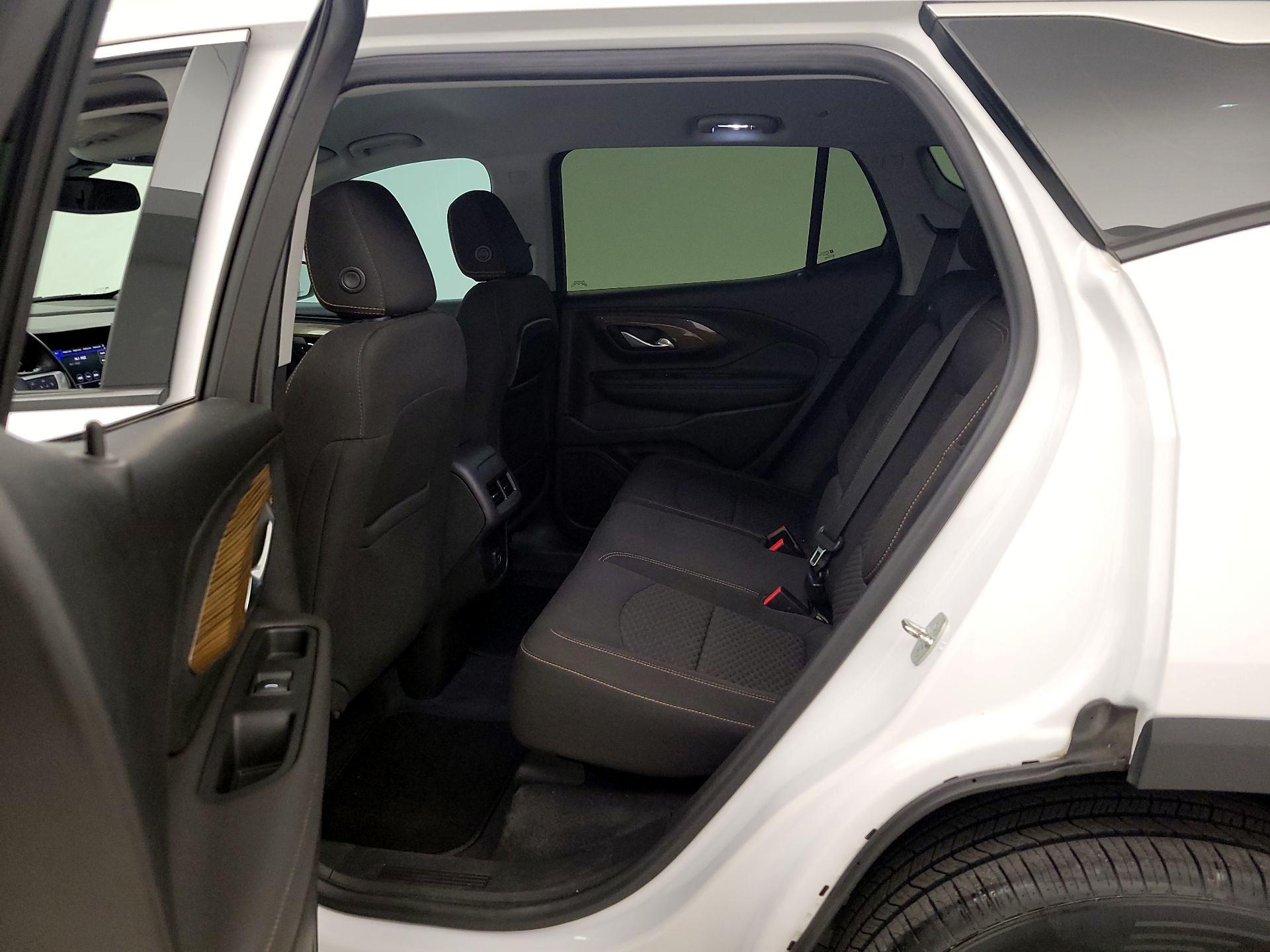 Thumbnail: 2020 GMC Terrain - 19