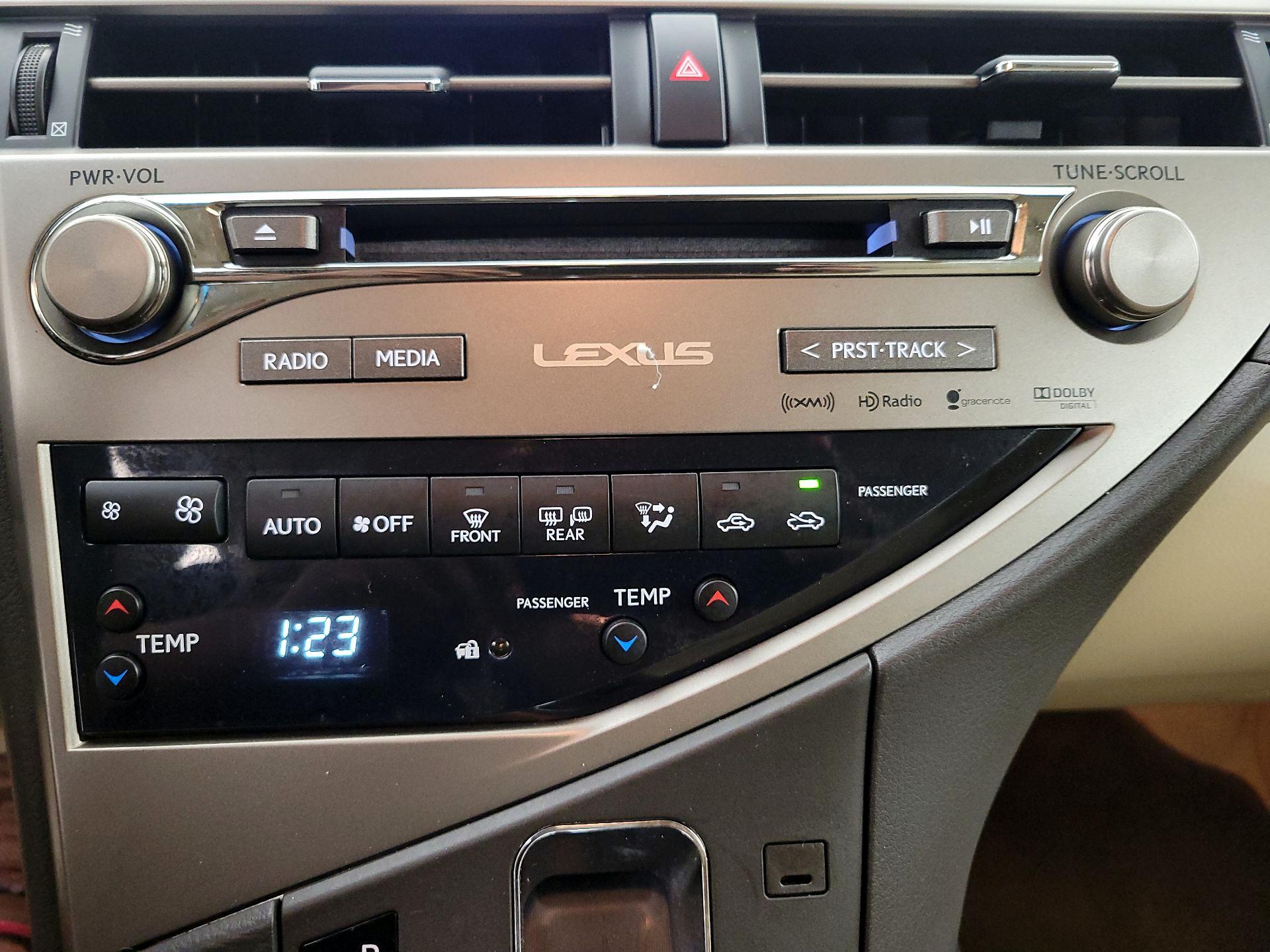 Thumbnail: 2015 Lexus RX - 17