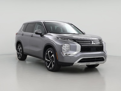2023 Mitsubishi Outlander SE