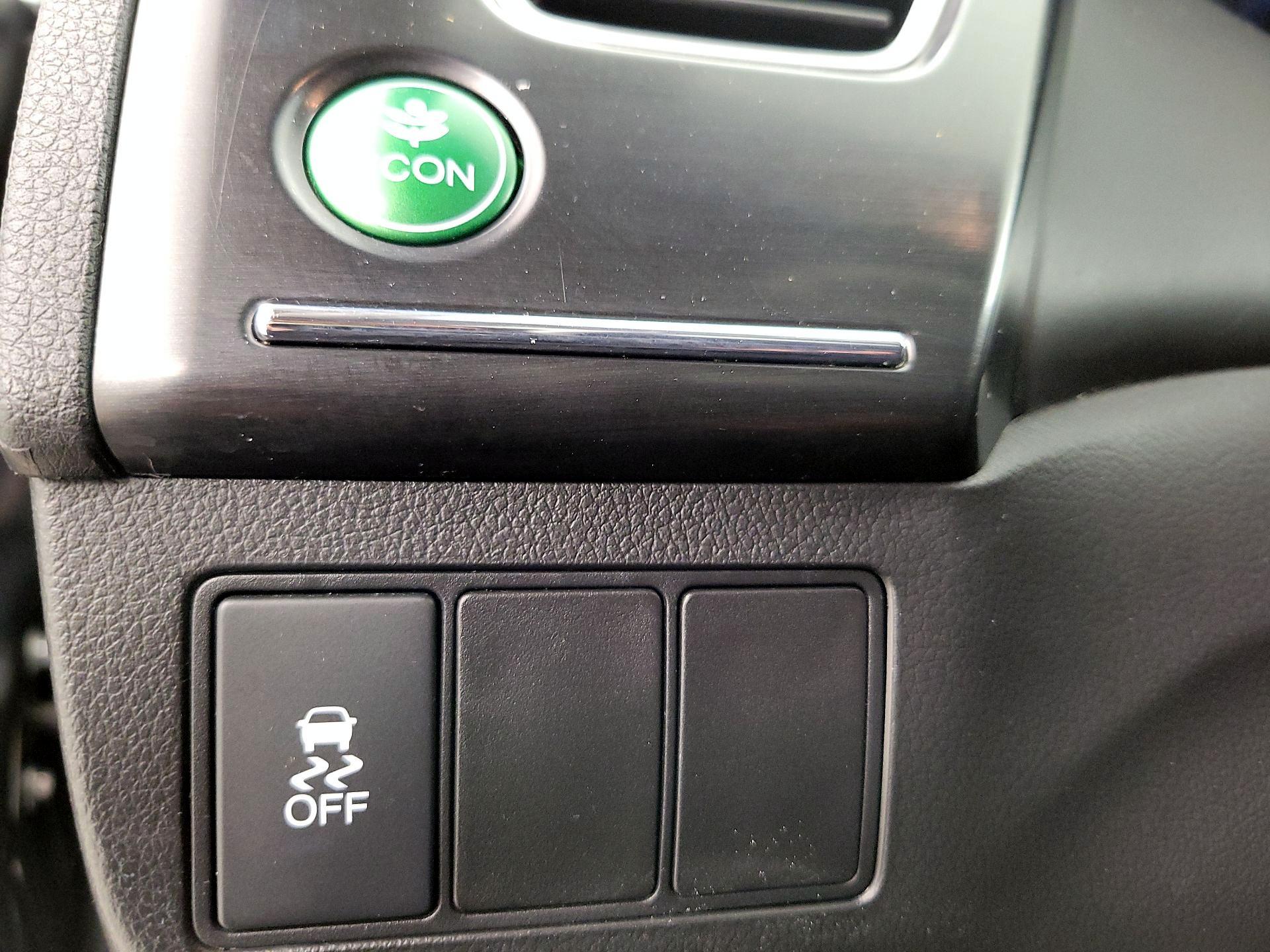 Thumbnail: 2015 Honda Civic - 13