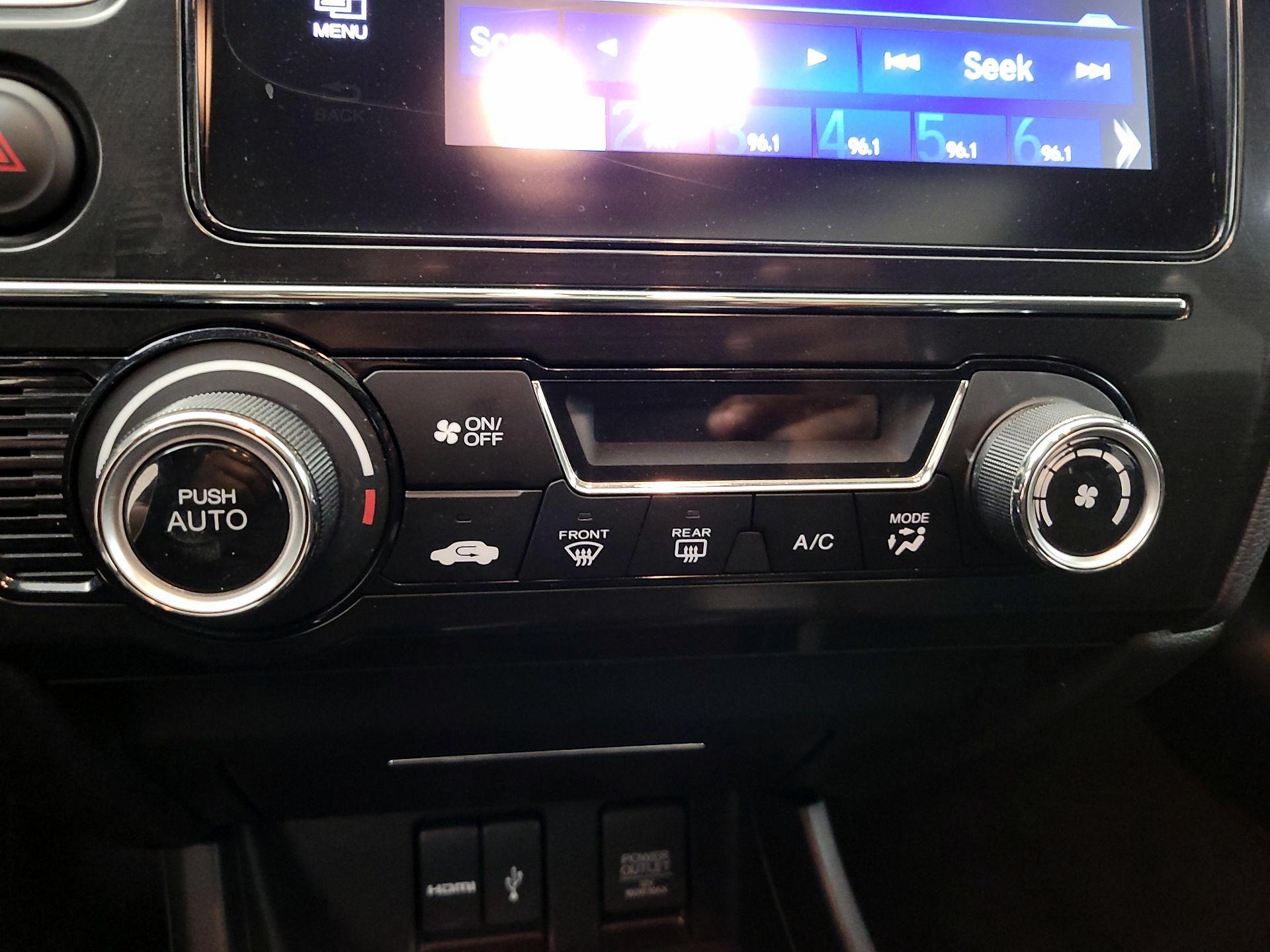 Thumbnail: 2015 Honda Civic - 16