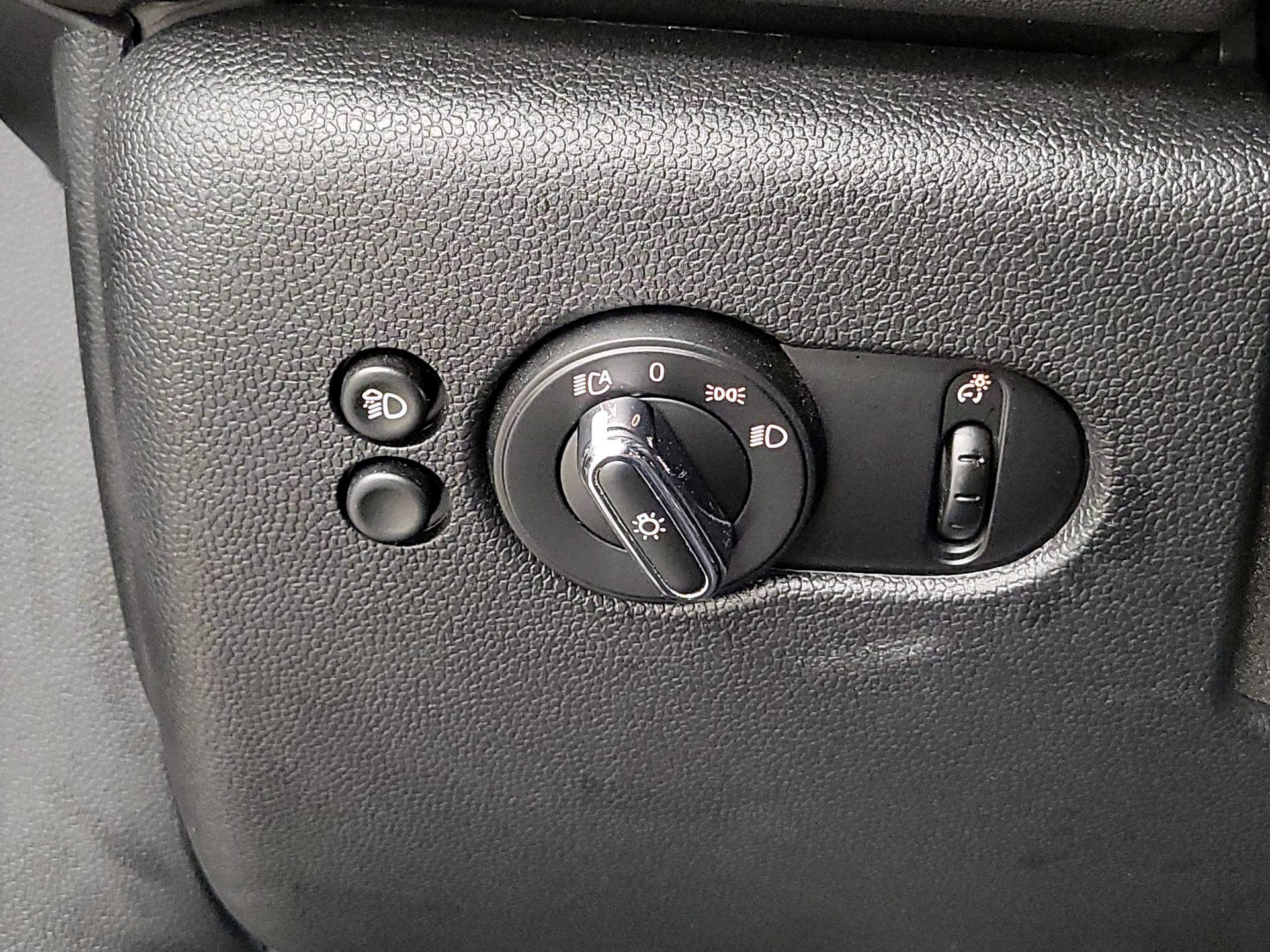 Thumbnail: 2024 MINI Cooper - 13