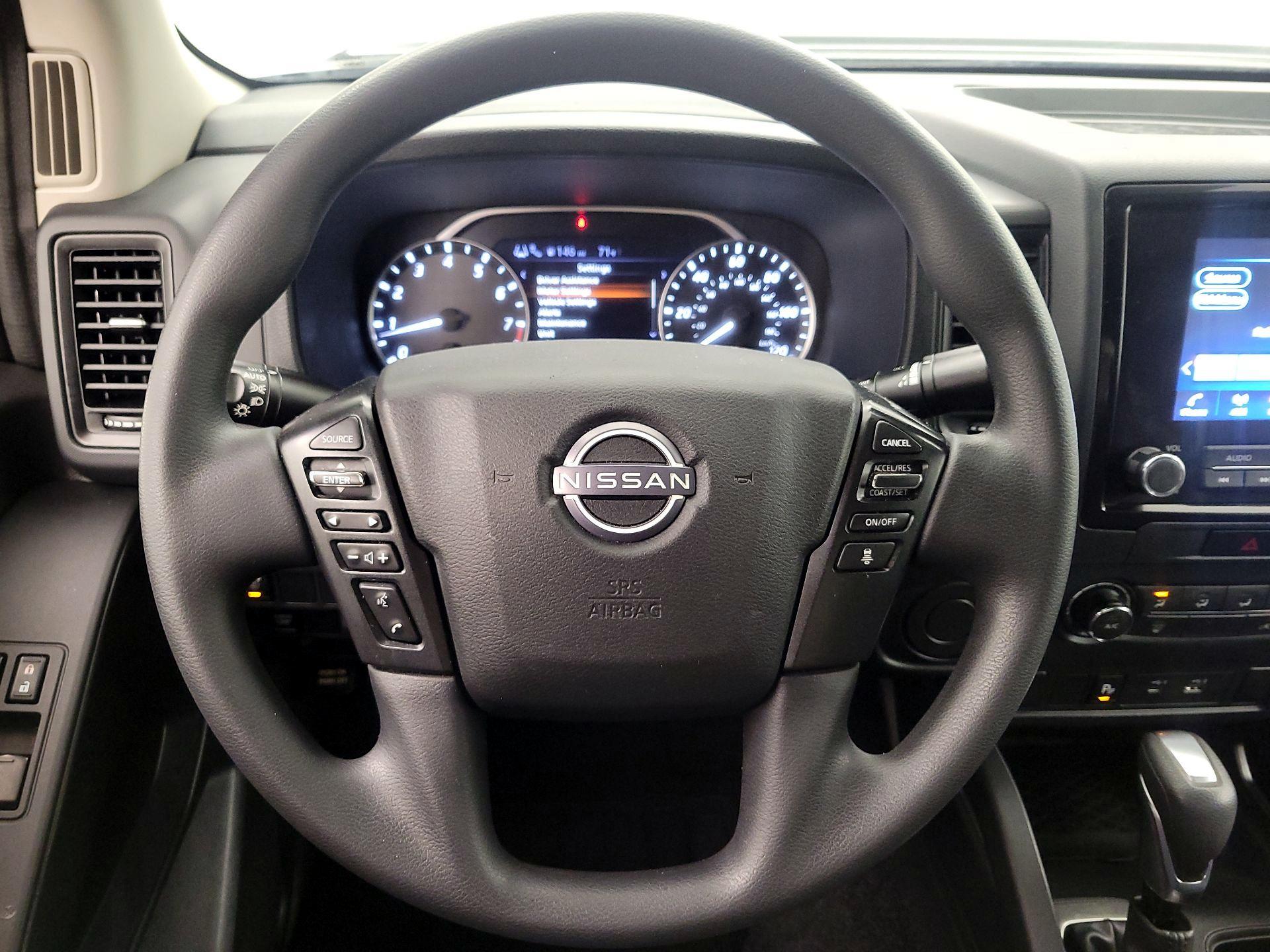 Thumbnail: 2022 Nissan Frontier - 10