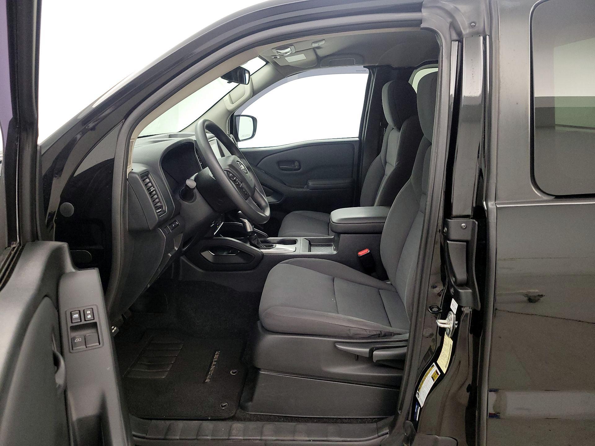 Thumbnail: 2022 Nissan Frontier - 11