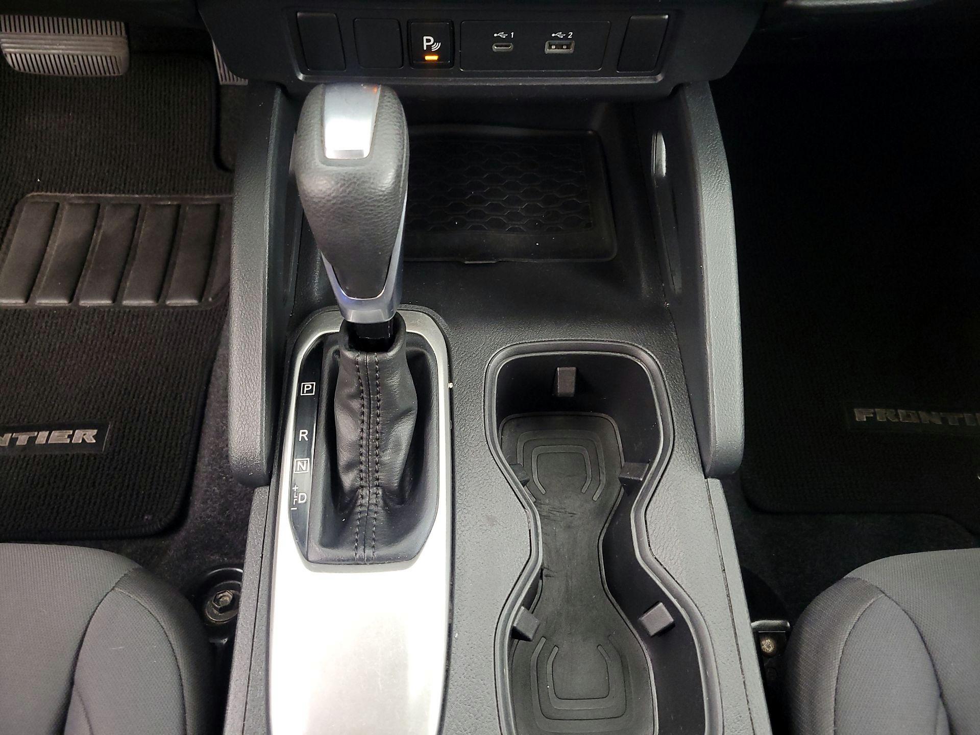 Thumbnail: 2022 Nissan Frontier - 17