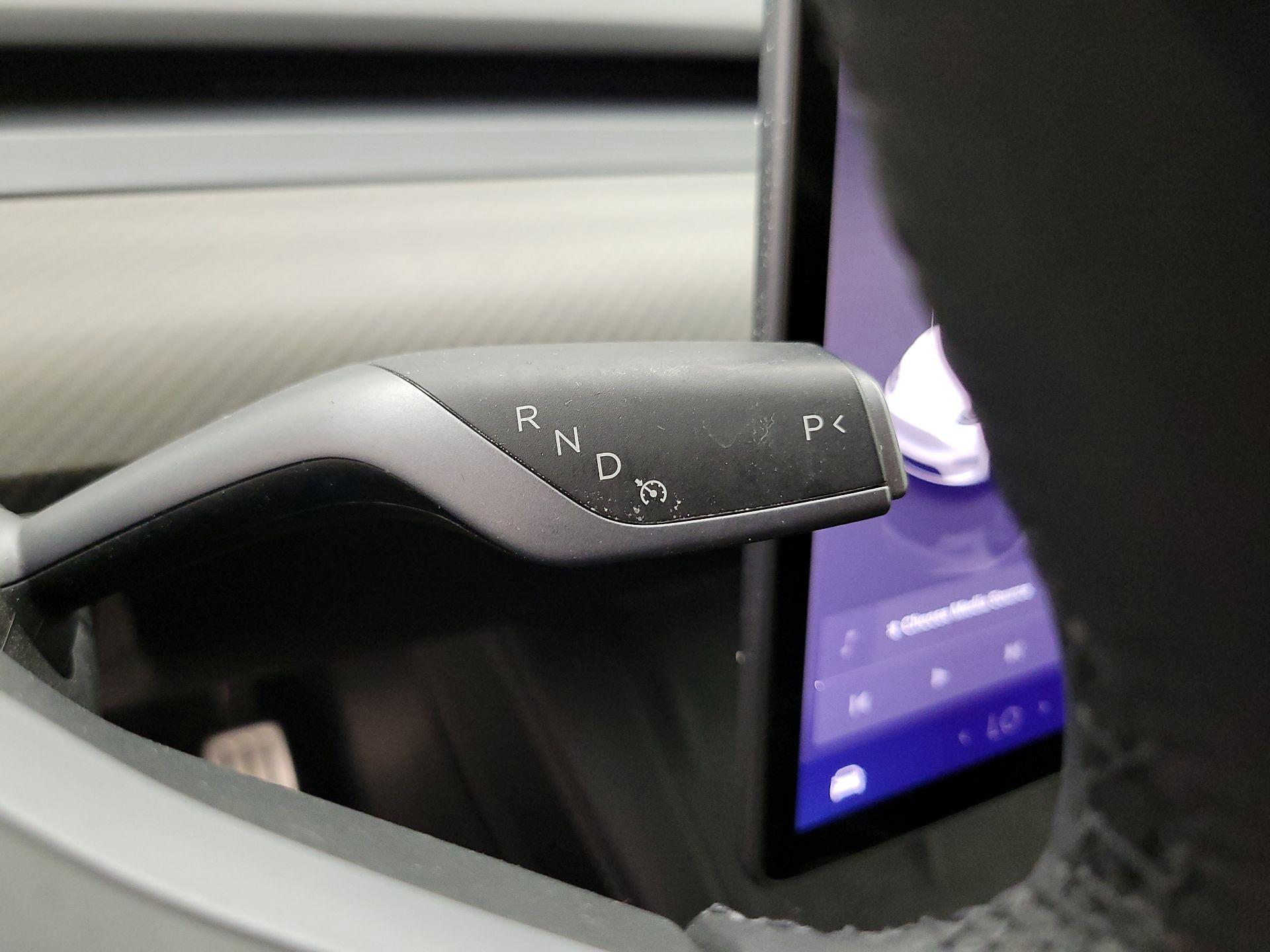 Thumbnail: 2022 Tesla Model Y - 17