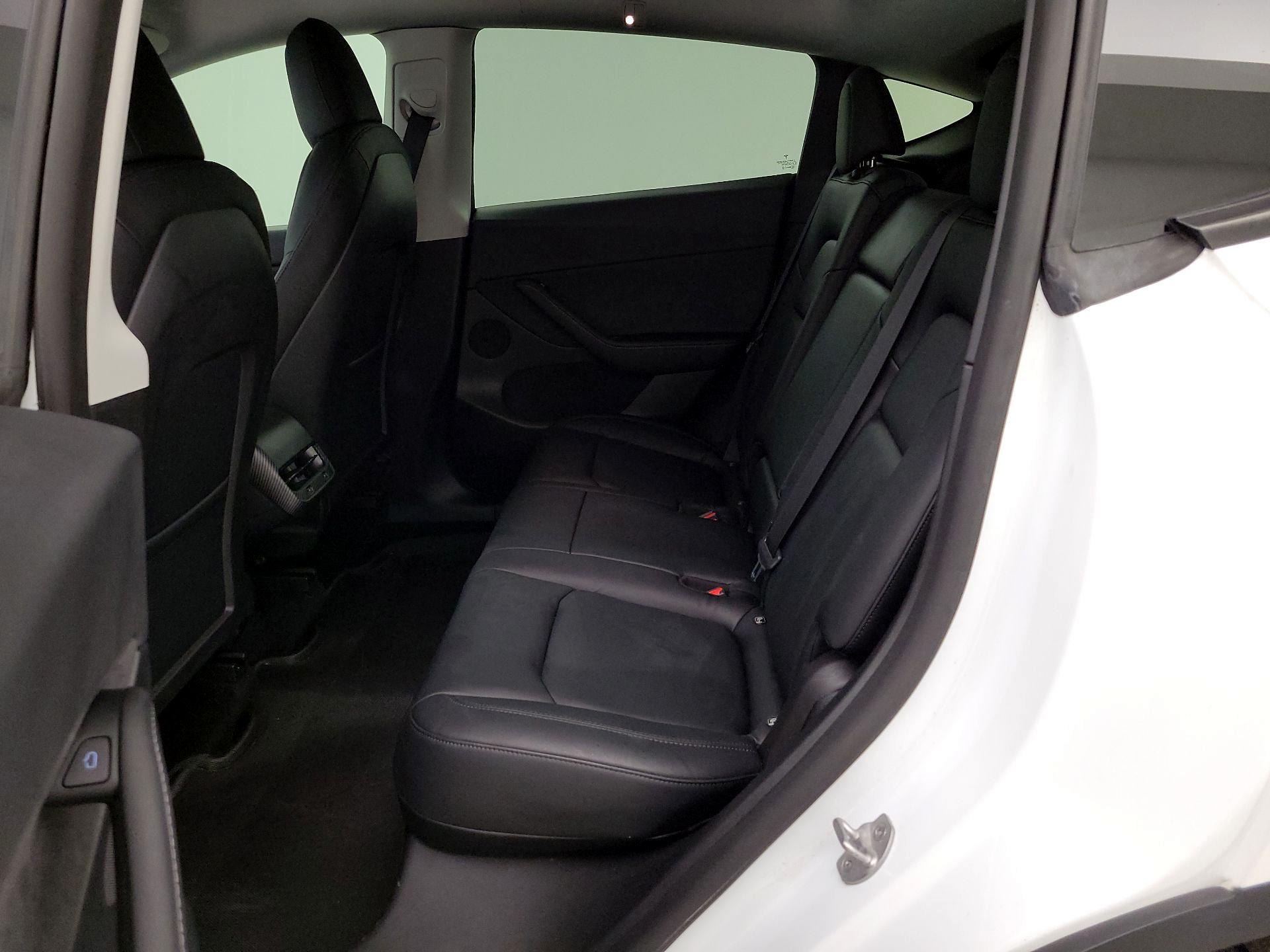 Thumbnail: 2022 Tesla Model Y - 19