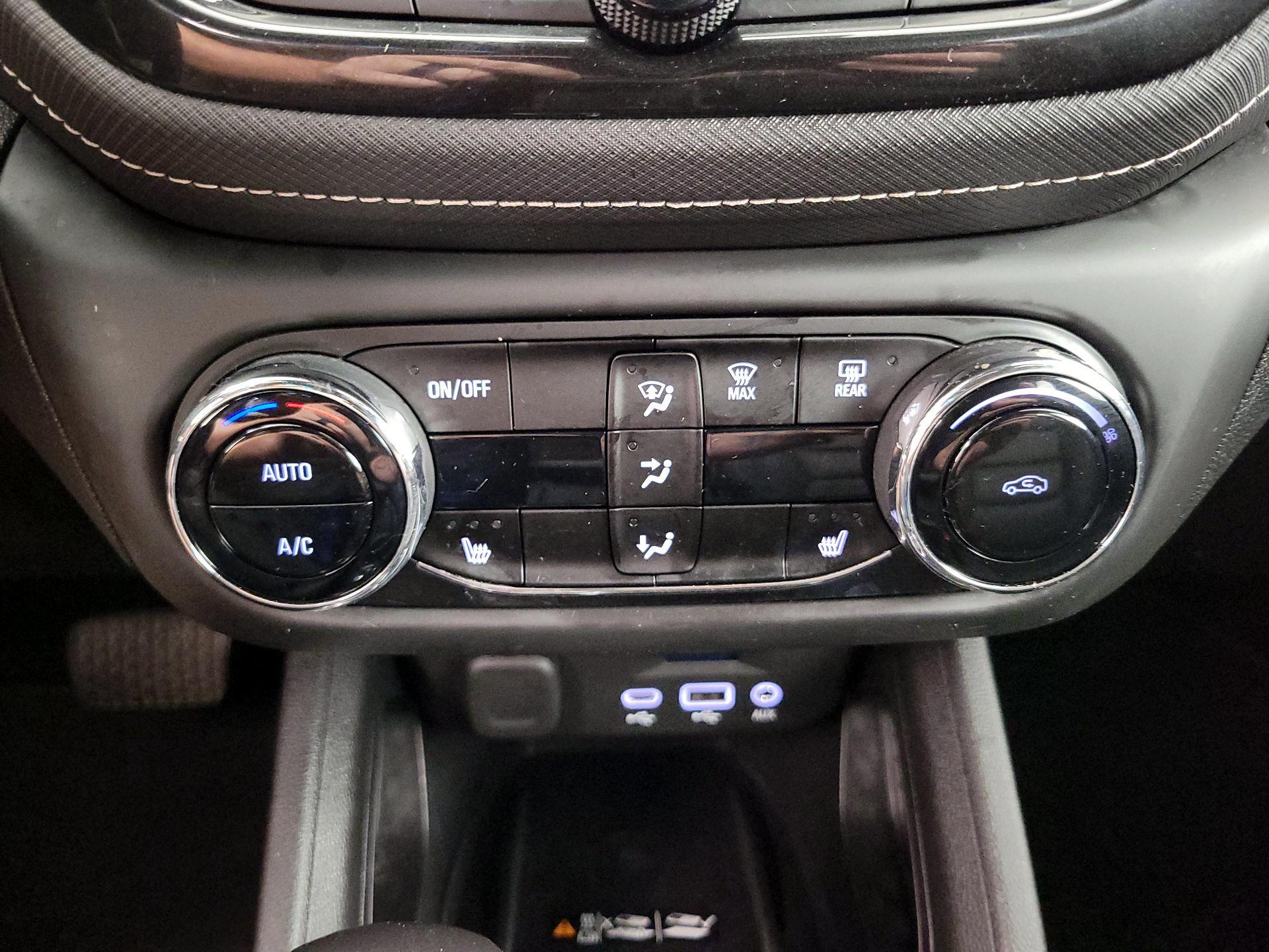 Thumbnail: 2021 Chevrolet TrailBlazer - 16