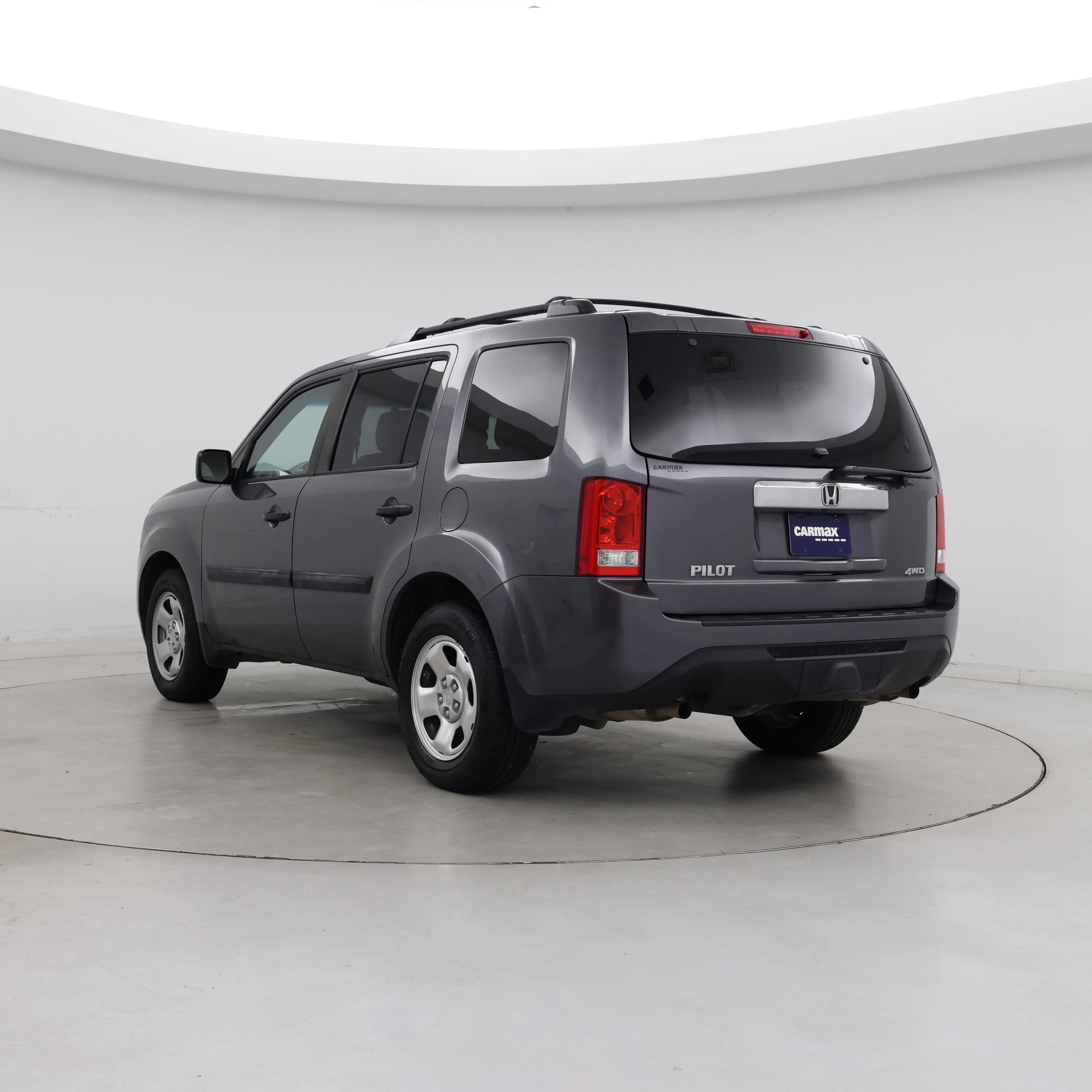 Thumbnail: 2015 Honda Pilot - 2