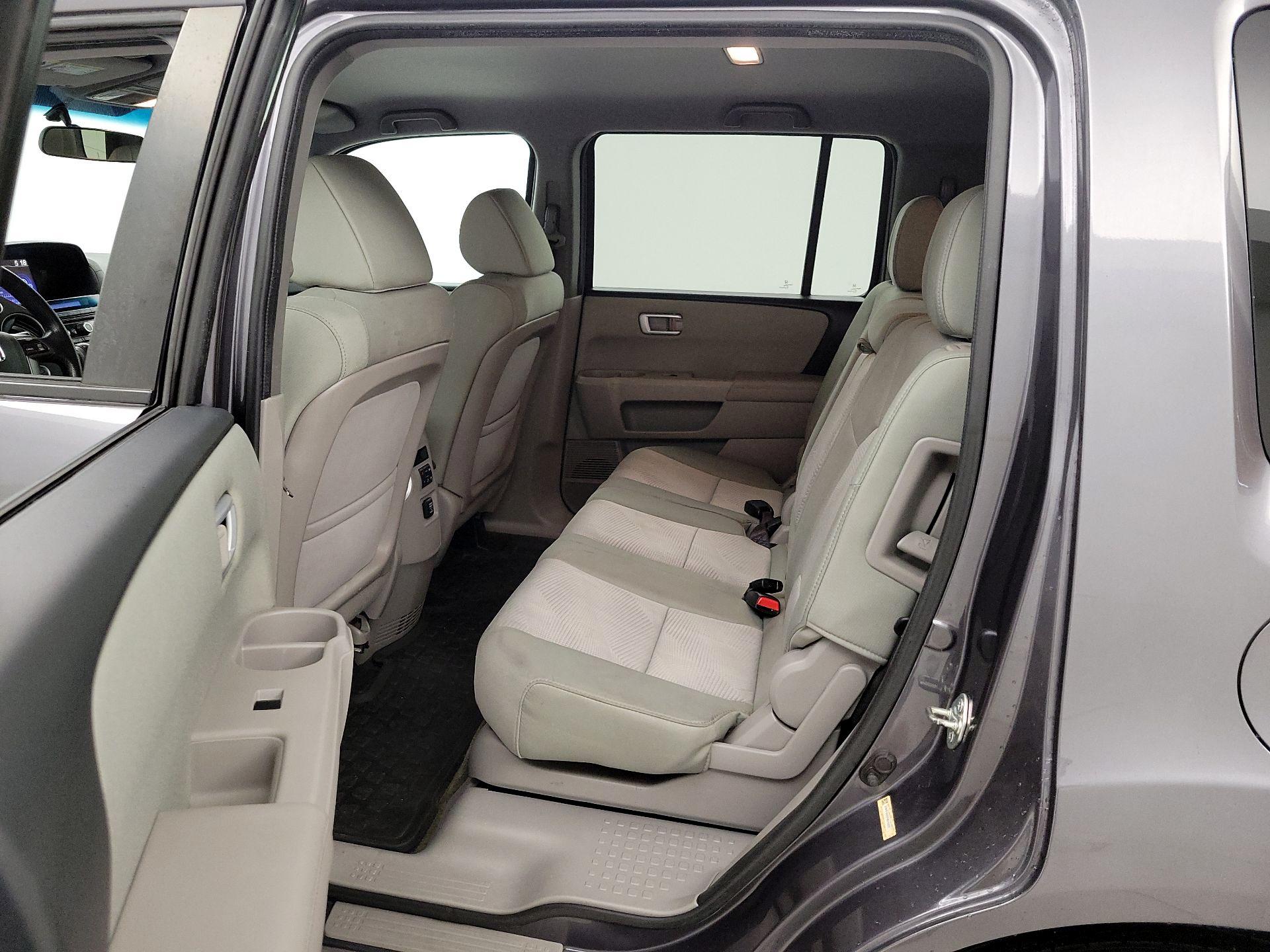 Thumbnail: 2015 Honda Pilot - 19