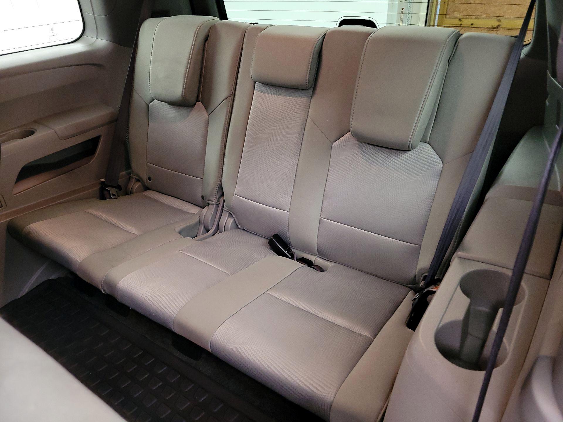 Thumbnail: 2015 Honda Pilot - 20