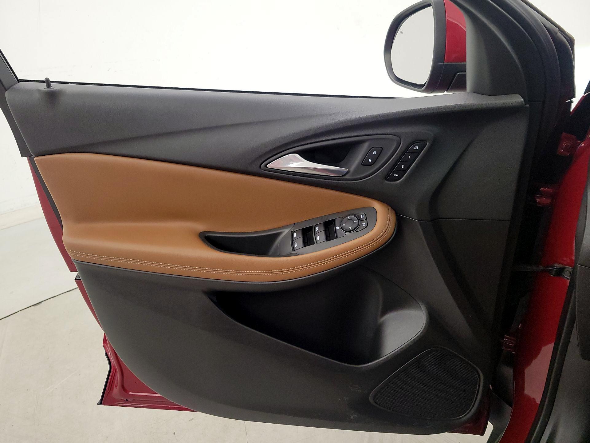 Thumbnail: 2020 Buick Encore GX - 12