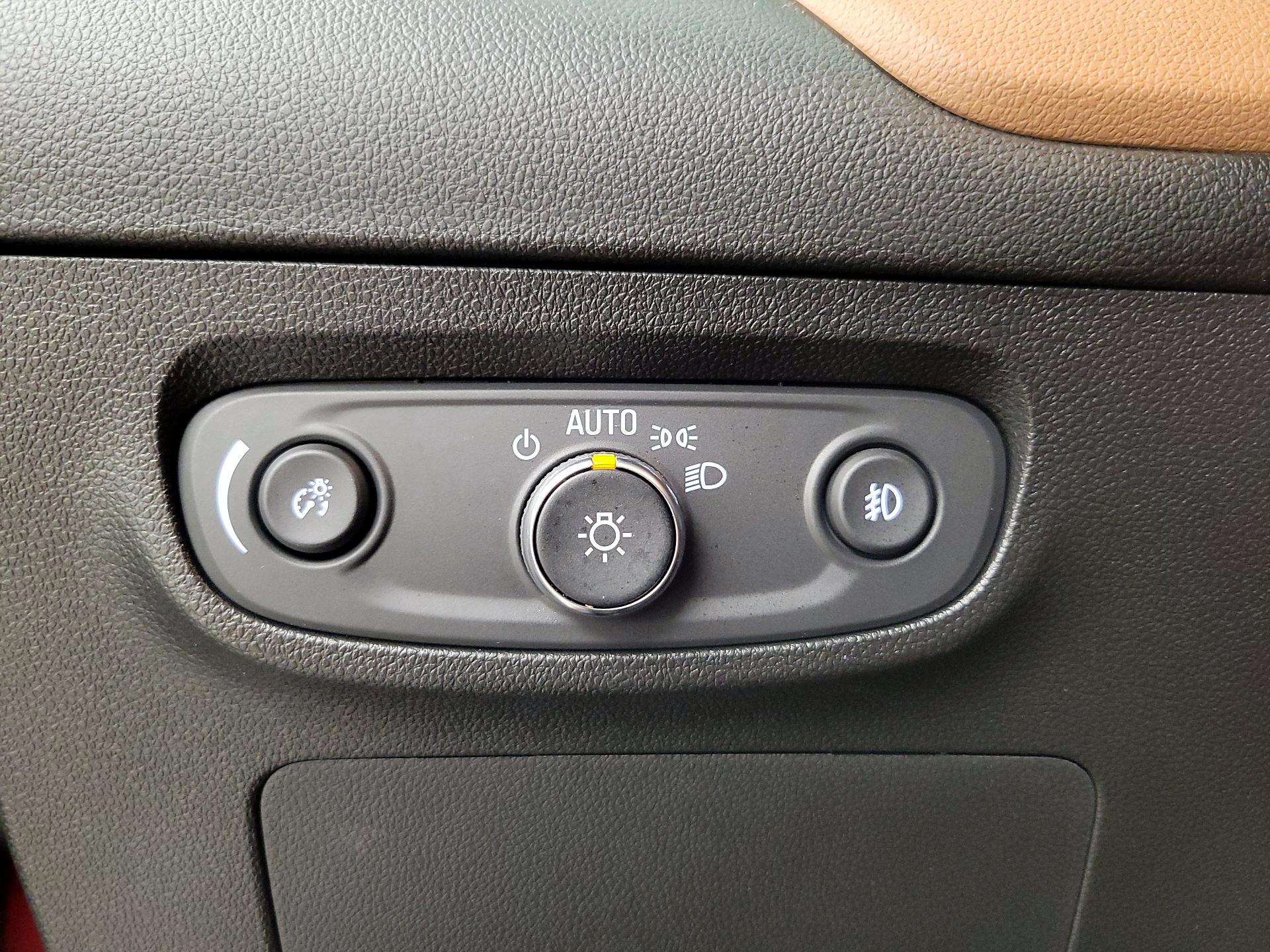 Thumbnail: 2020 Buick Encore GX - 13