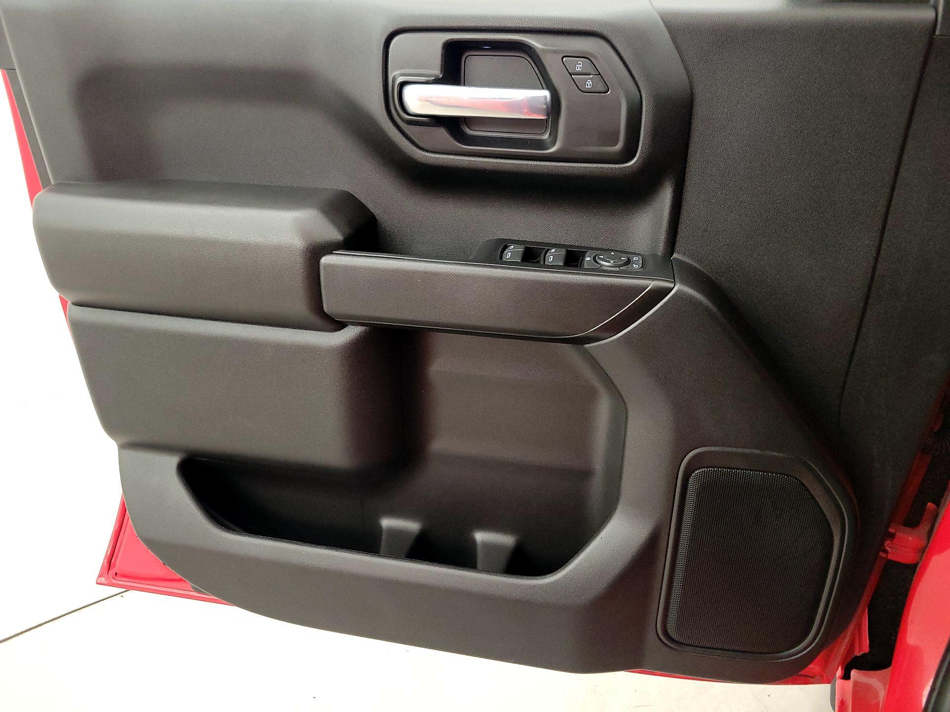 Thumbnail: 2021 Chevrolet Silverado 1500 - 12