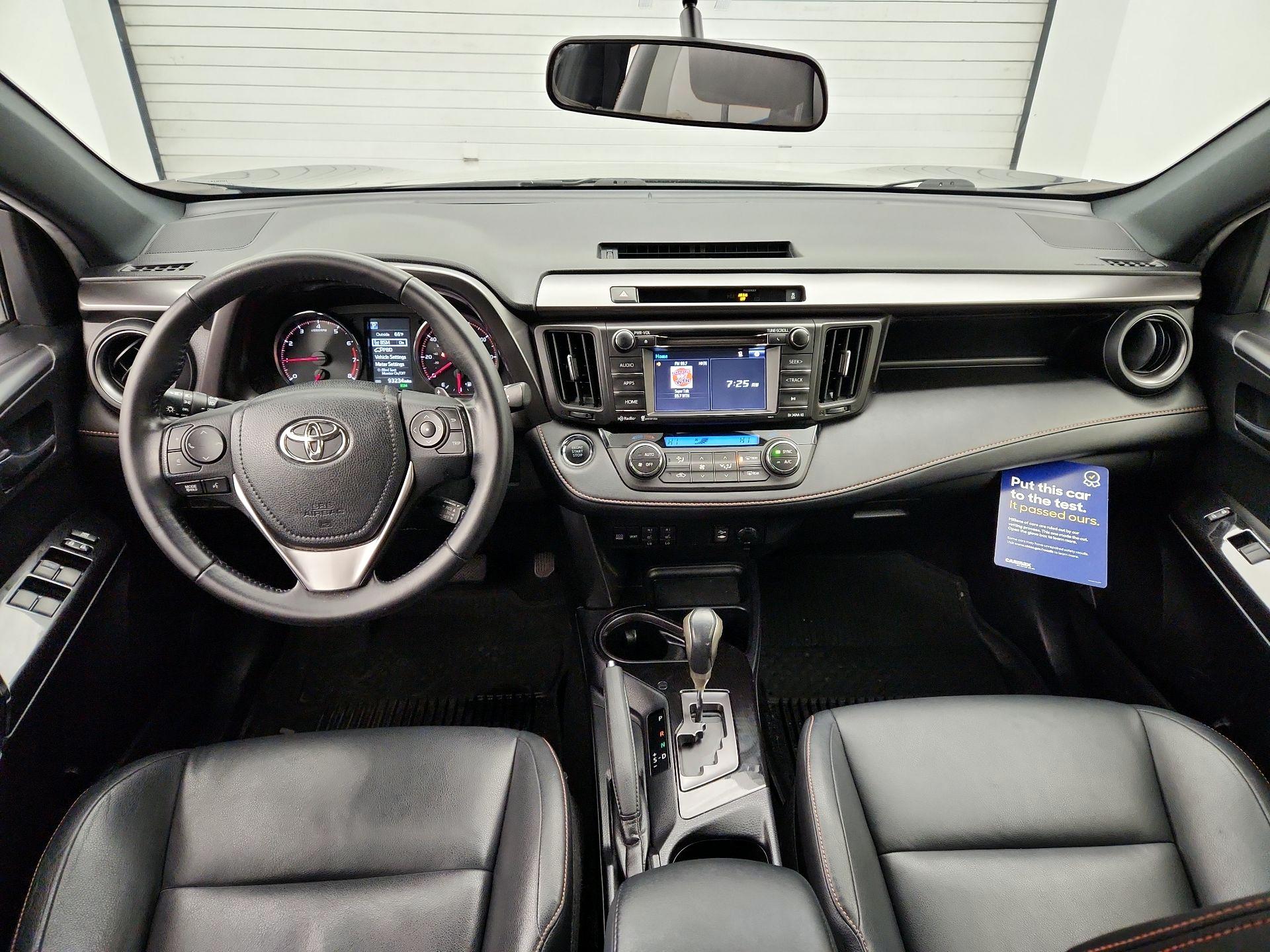 Thumbnail: 2016 Toyota RAV4 - 9